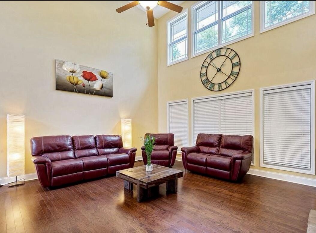 2515 Hamilton Cove Drive