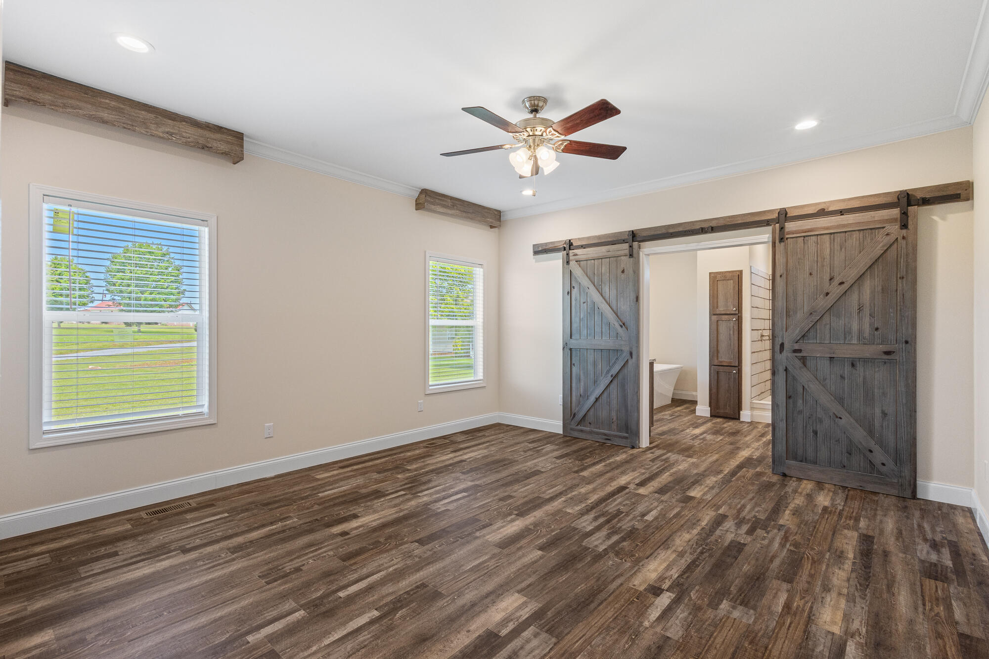 833 County Road 350