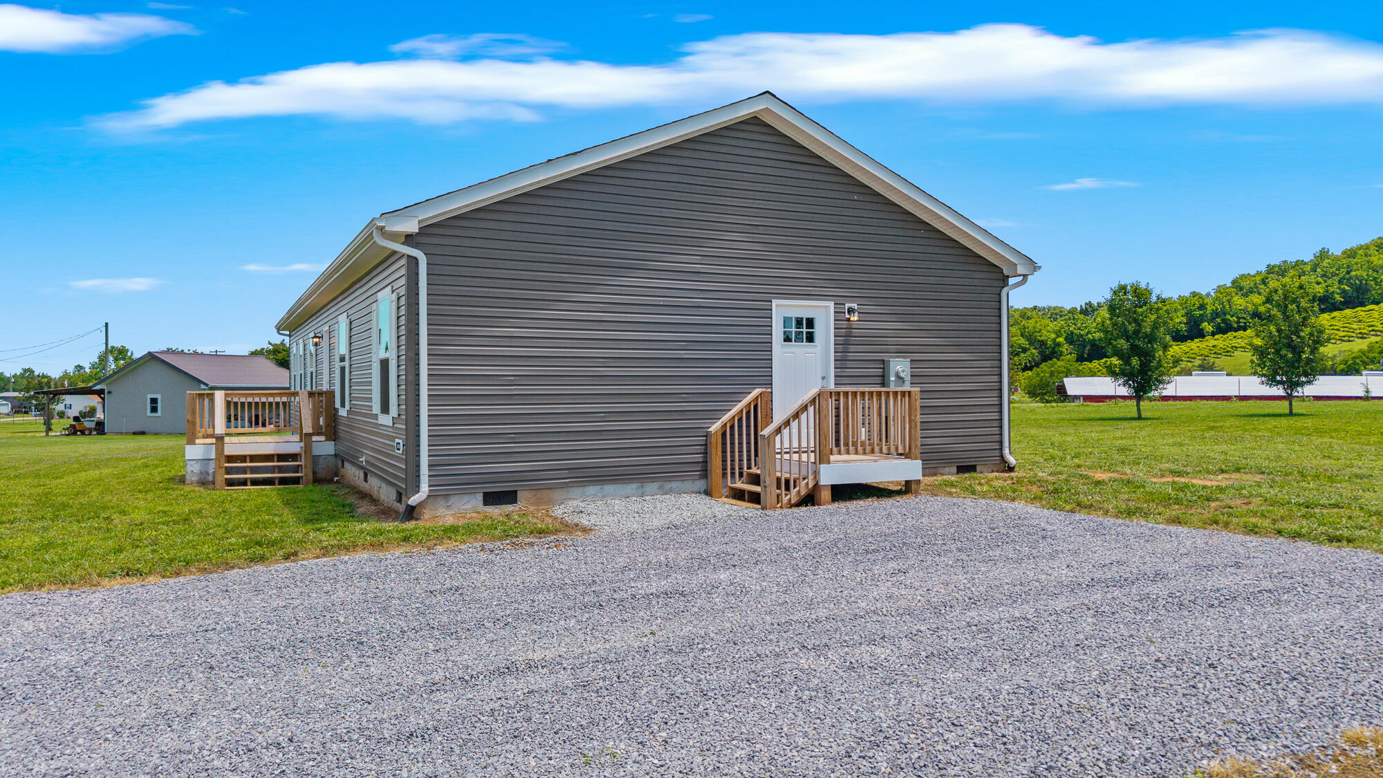 833 County Road 350