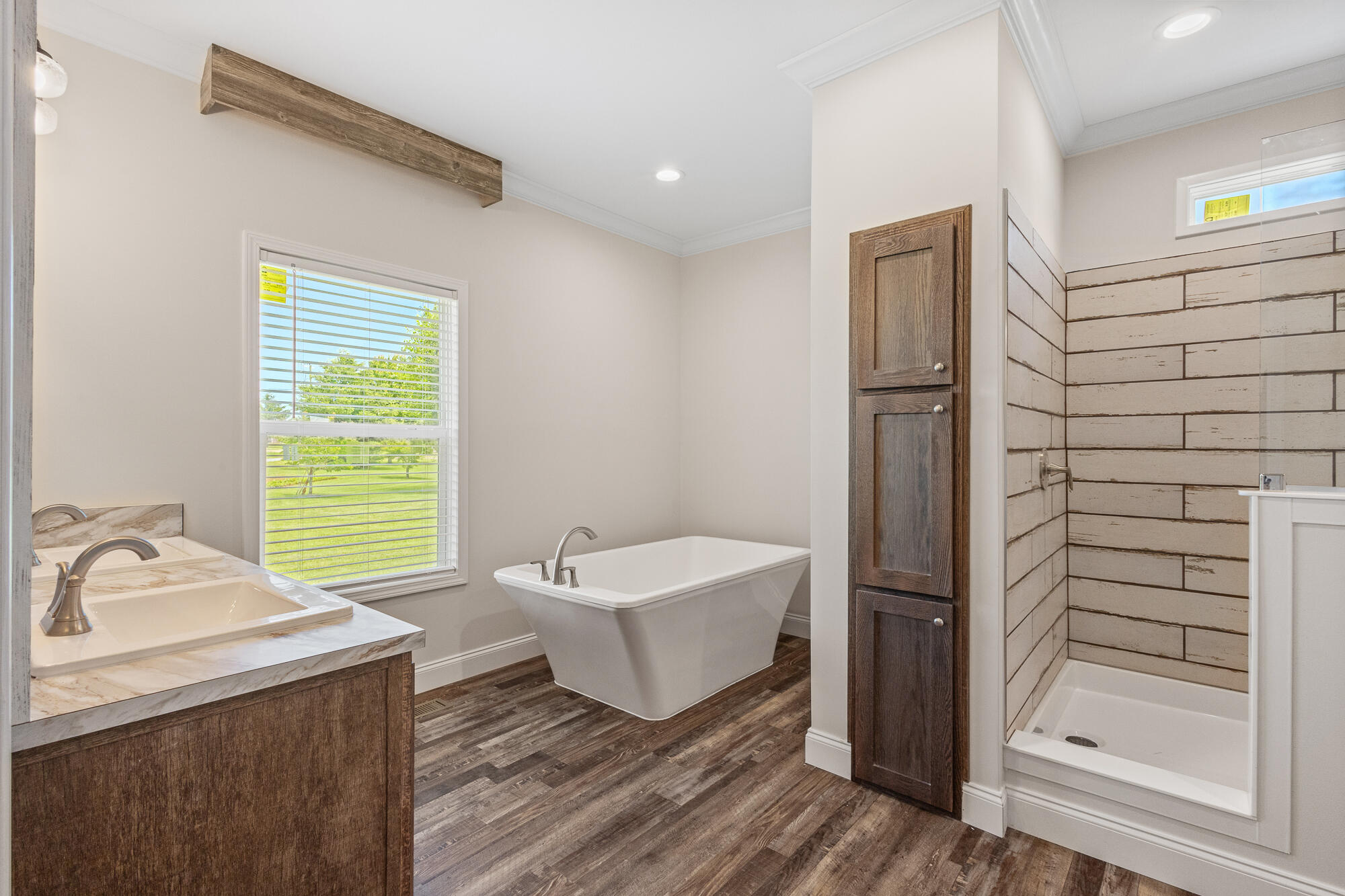 833 County Road 350