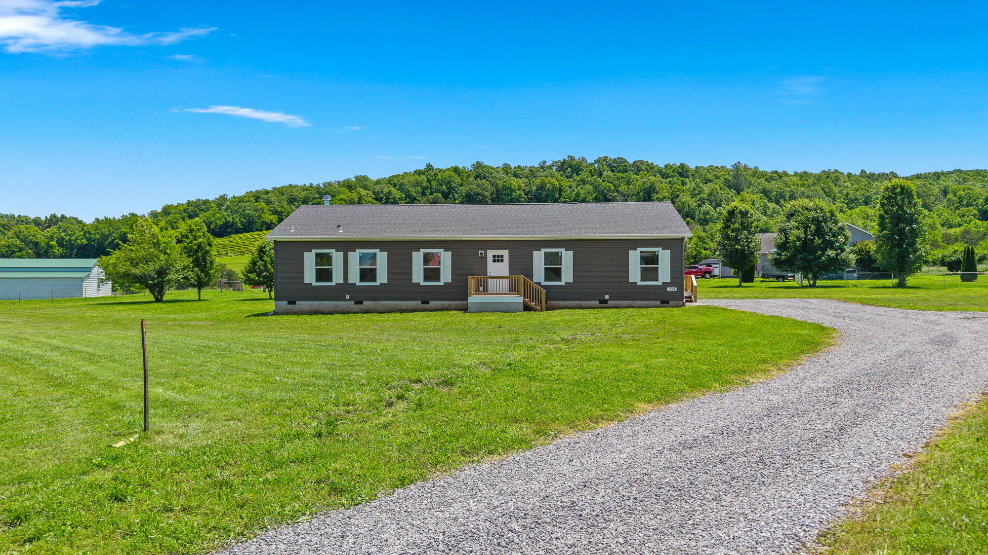 833 County Road 350