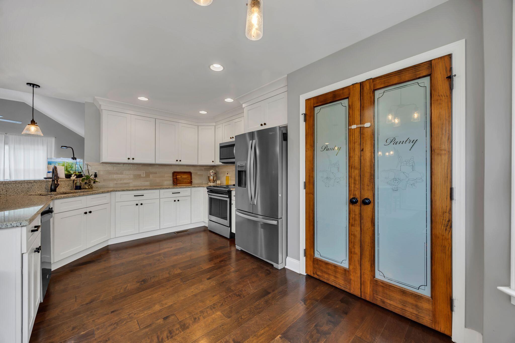 610 Hatch Trail