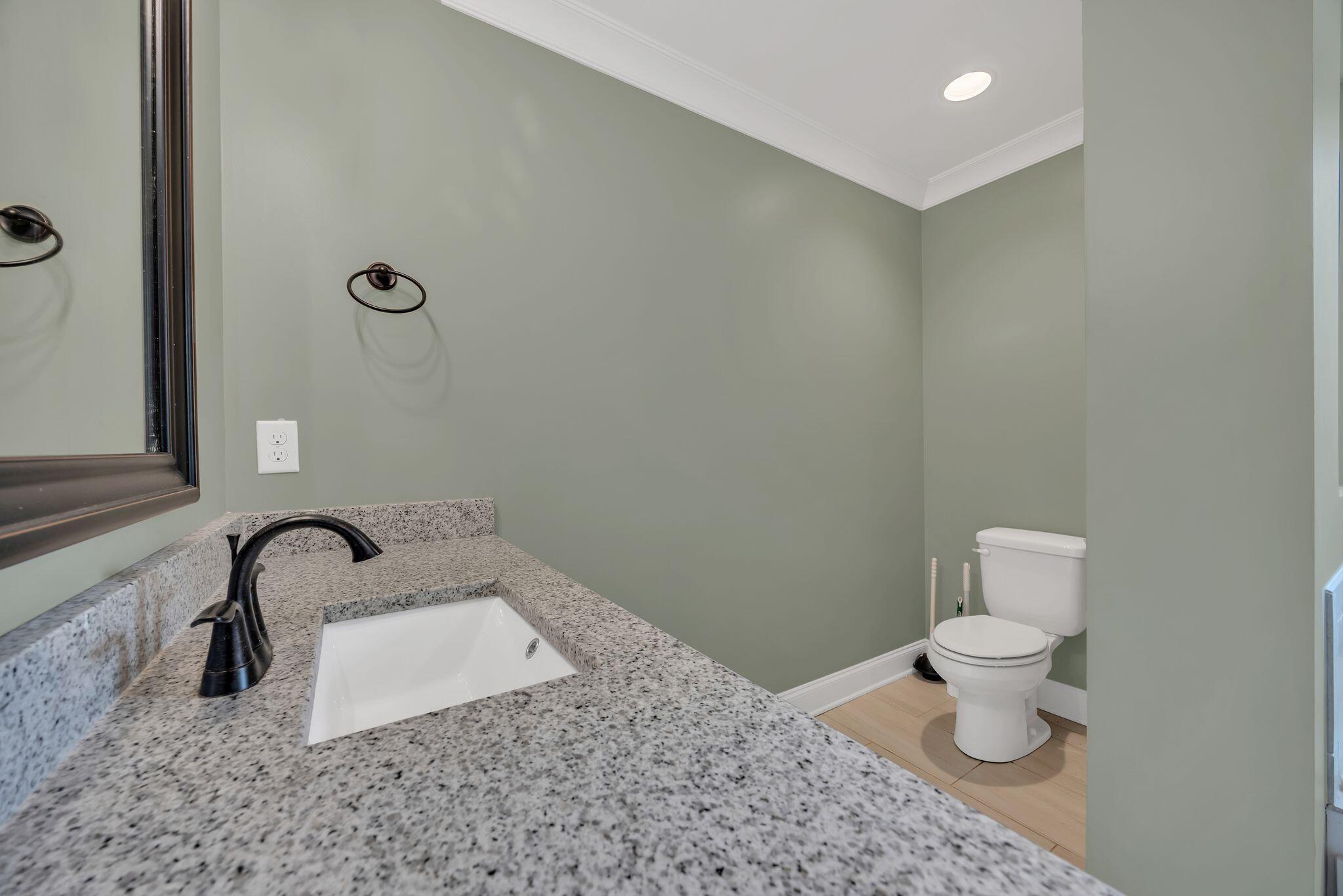 610 Hatch Trail