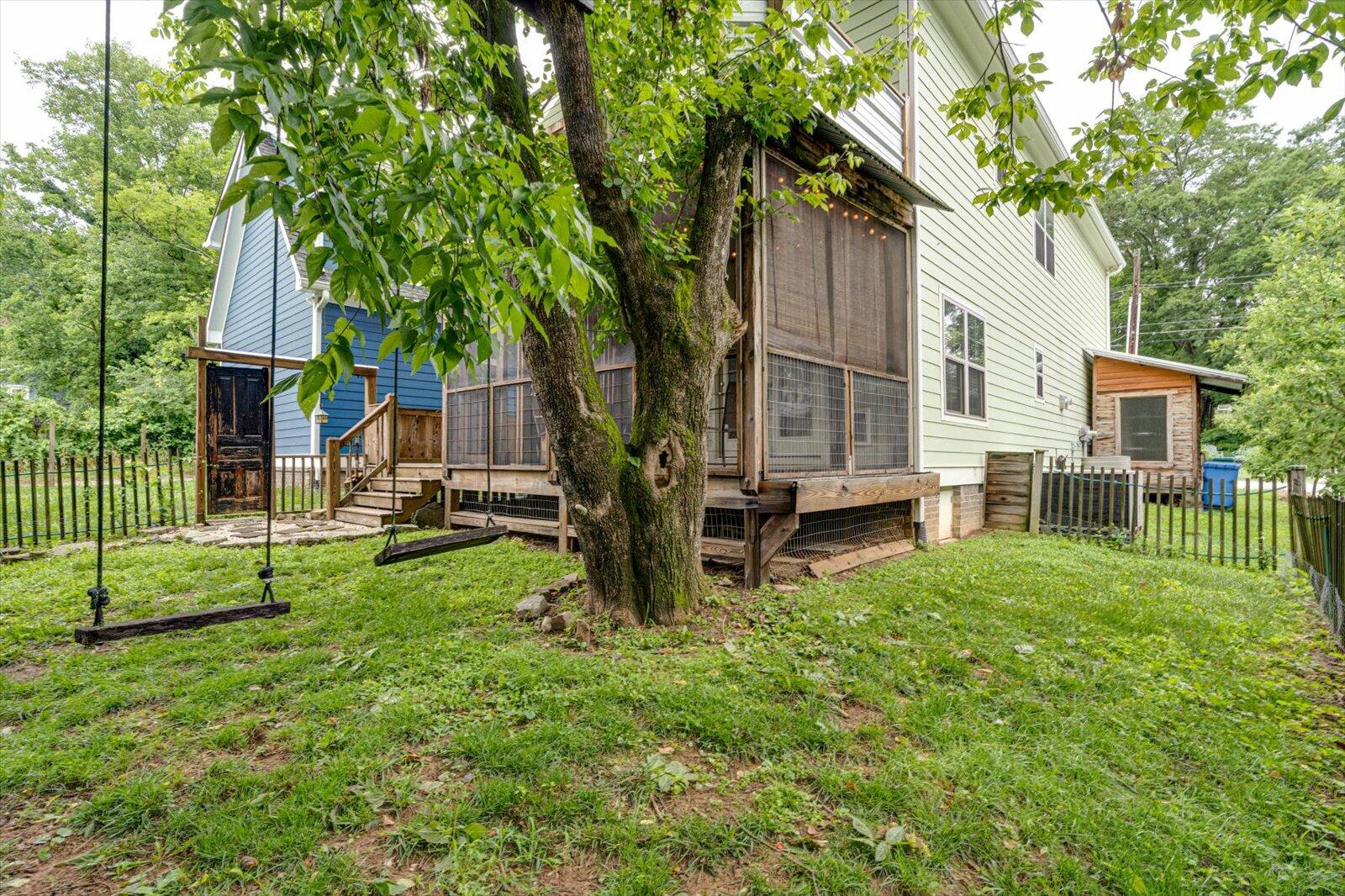 206 Peak Street