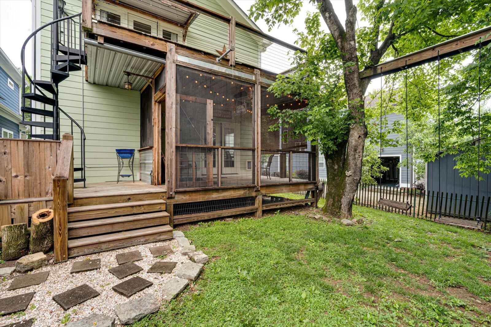 206 Peak Street