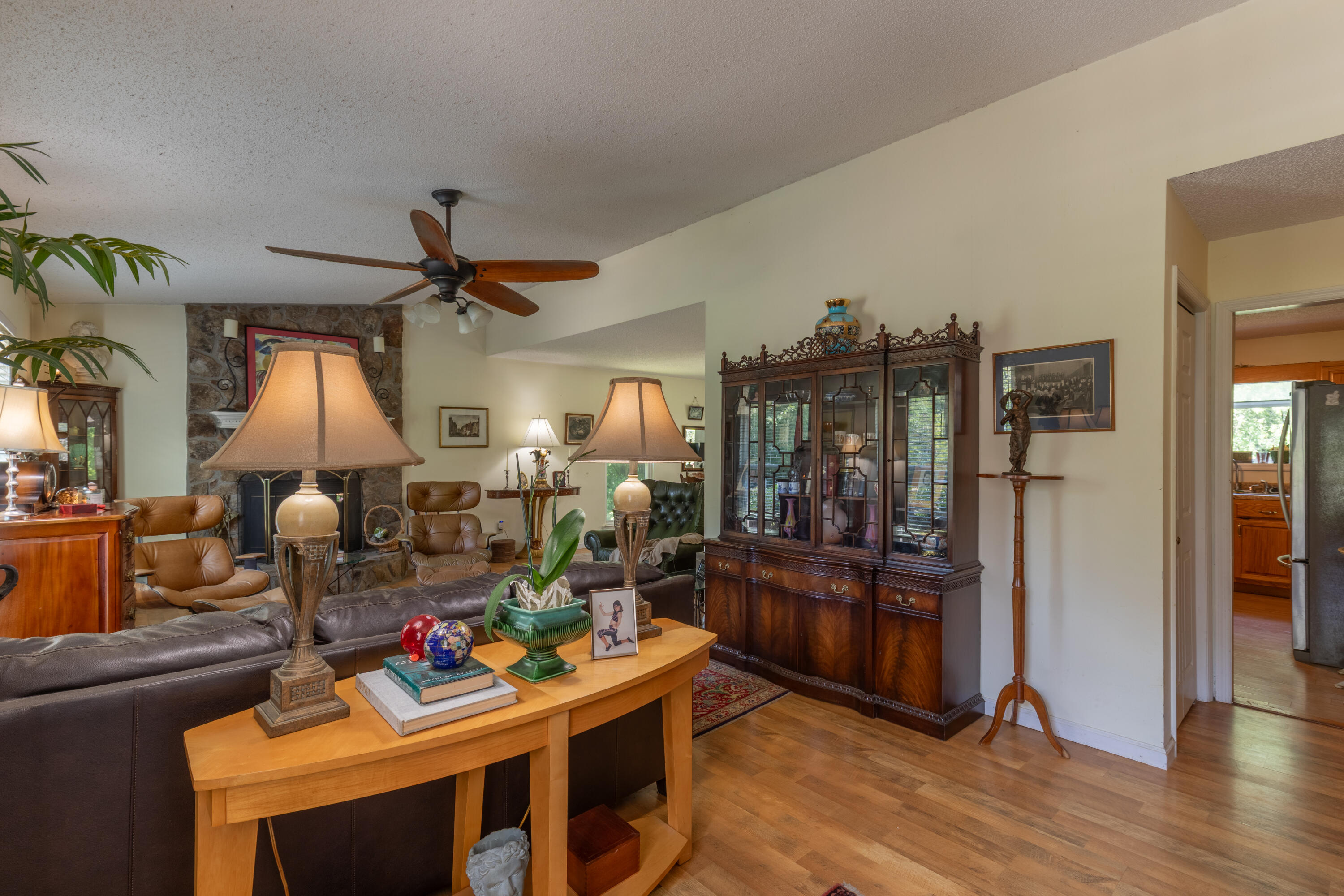 6023 Morning Glory Drive