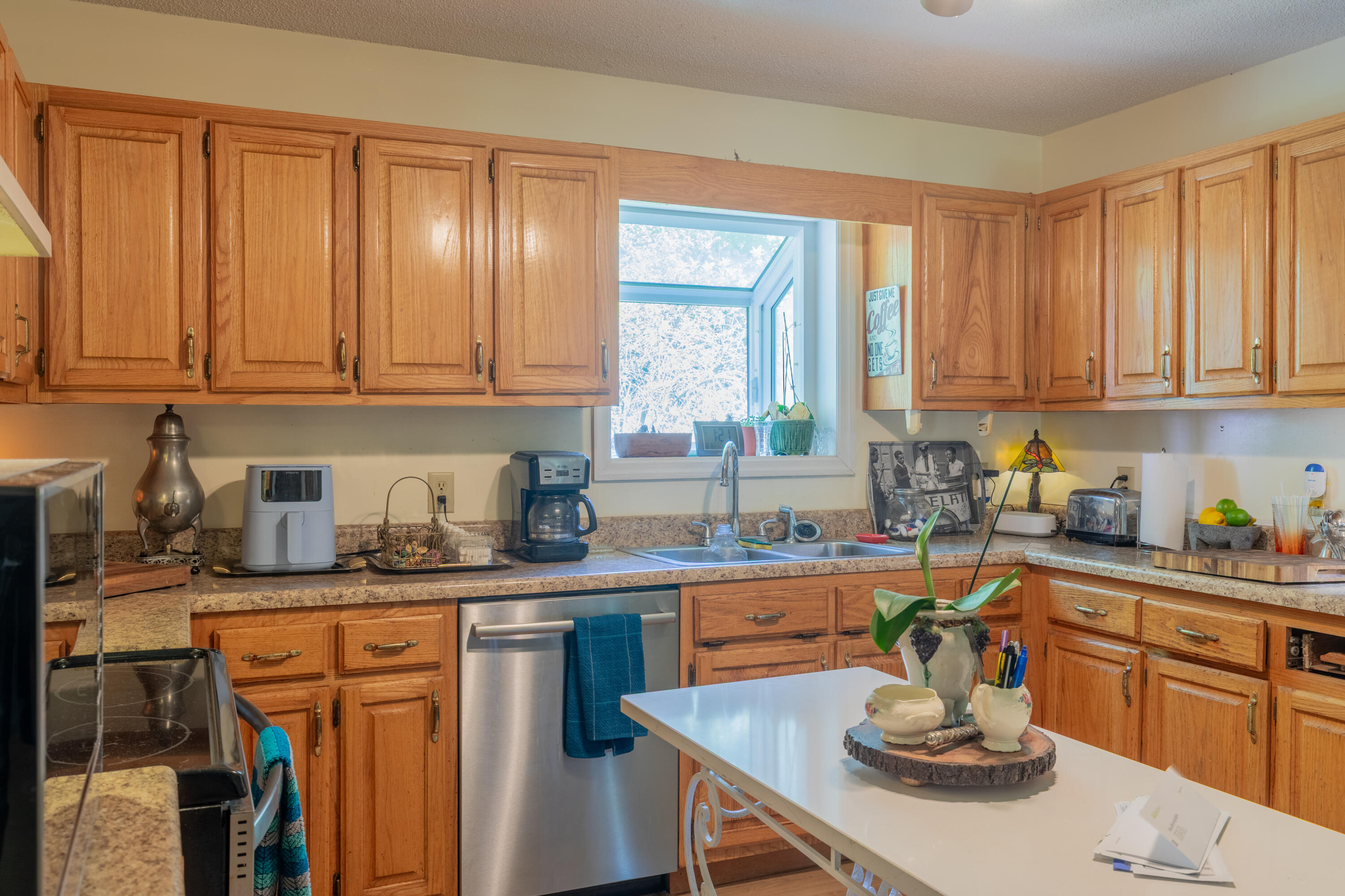 6023 Morning Glory Drive