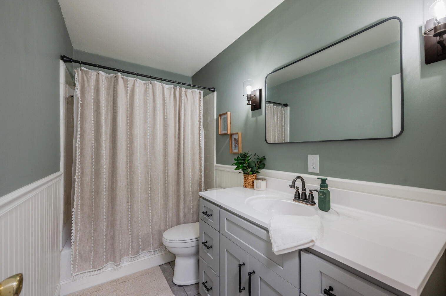 23 Forrestway Drive, LaFayette