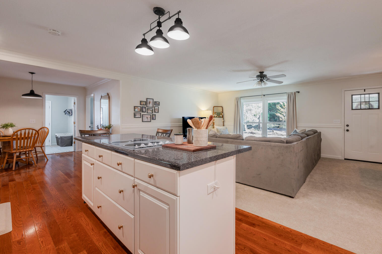 23 Forrestway Drive, LaFayette