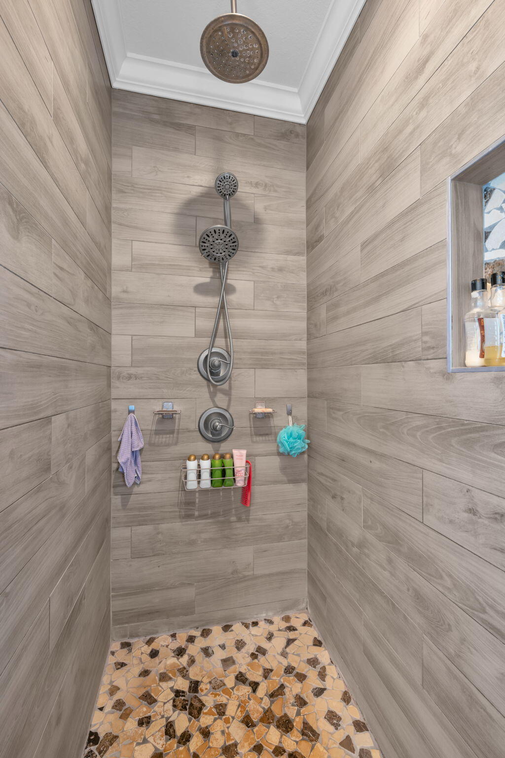 6084 Breezy Hollow Lane