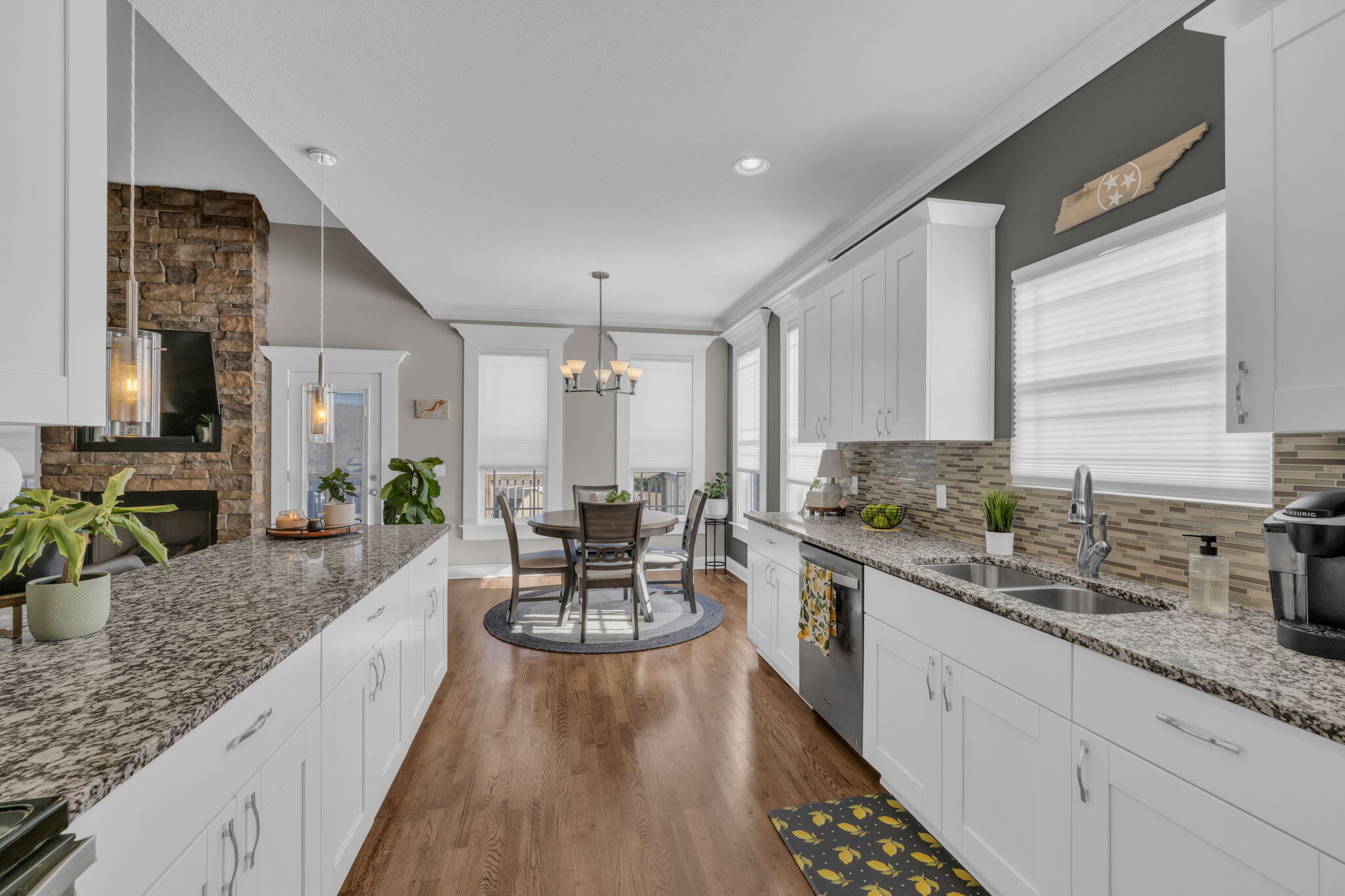 6084 Breezy Hollow Lane