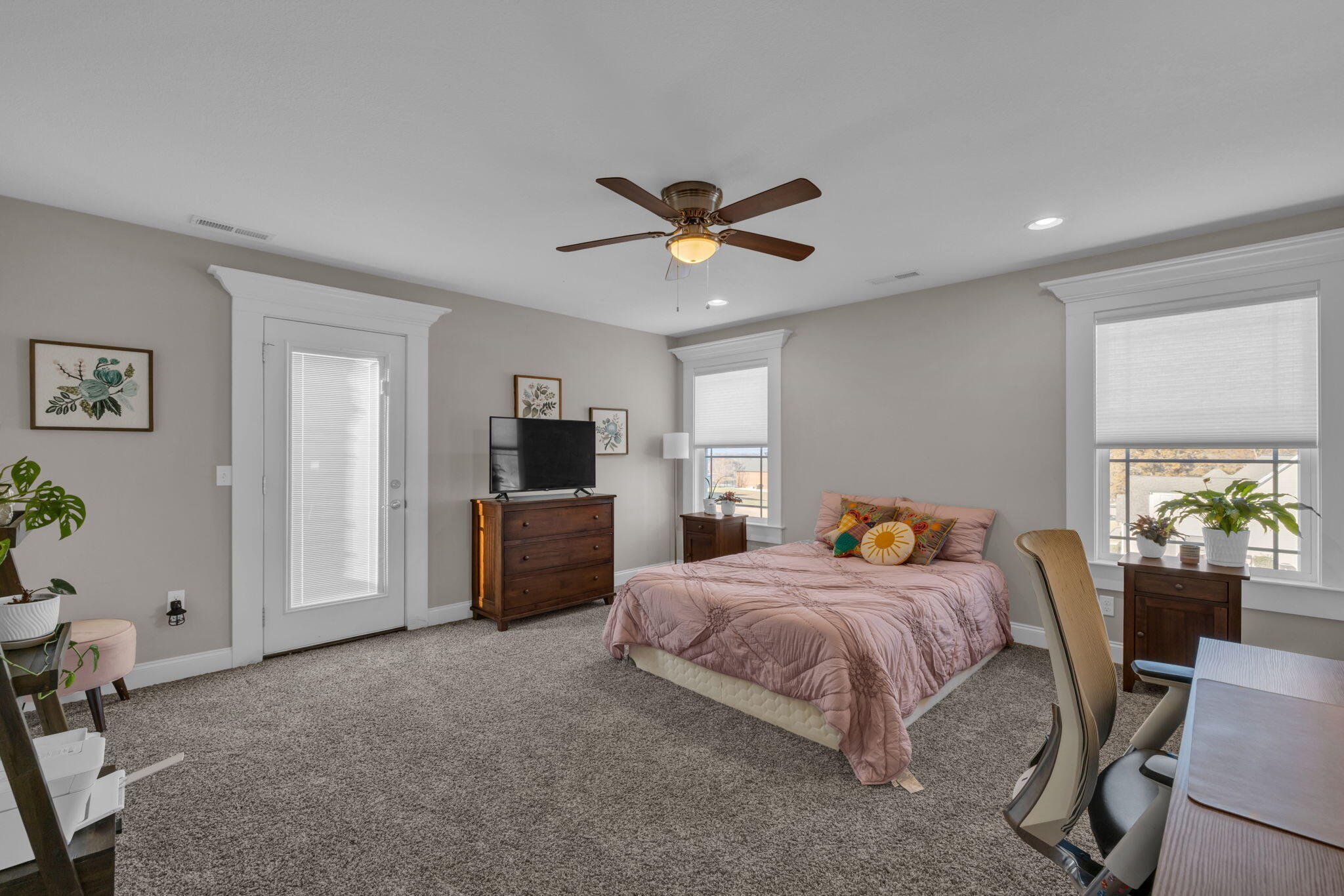 6084 Breezy Hollow Lane