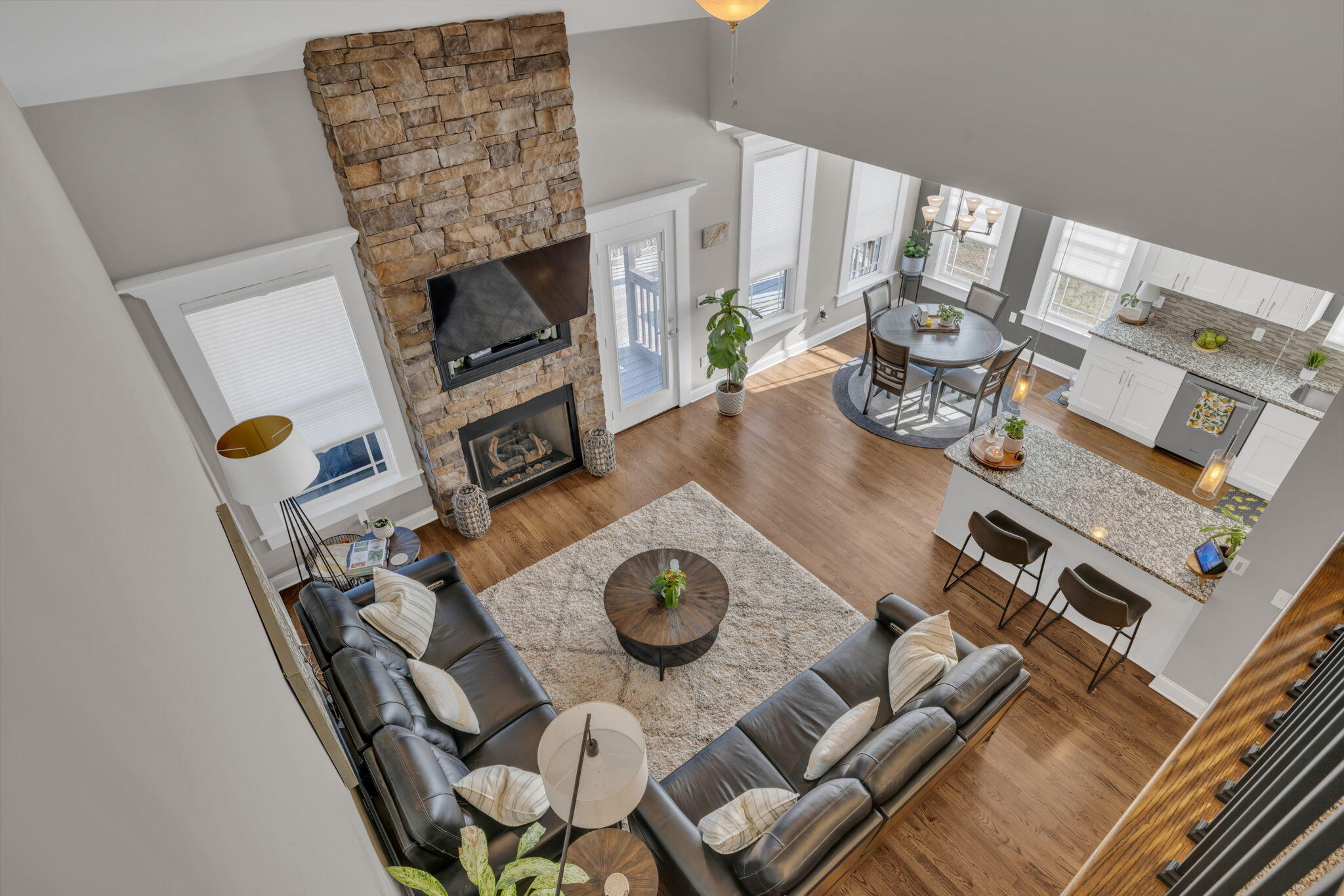 6084 Breezy Hollow Lane