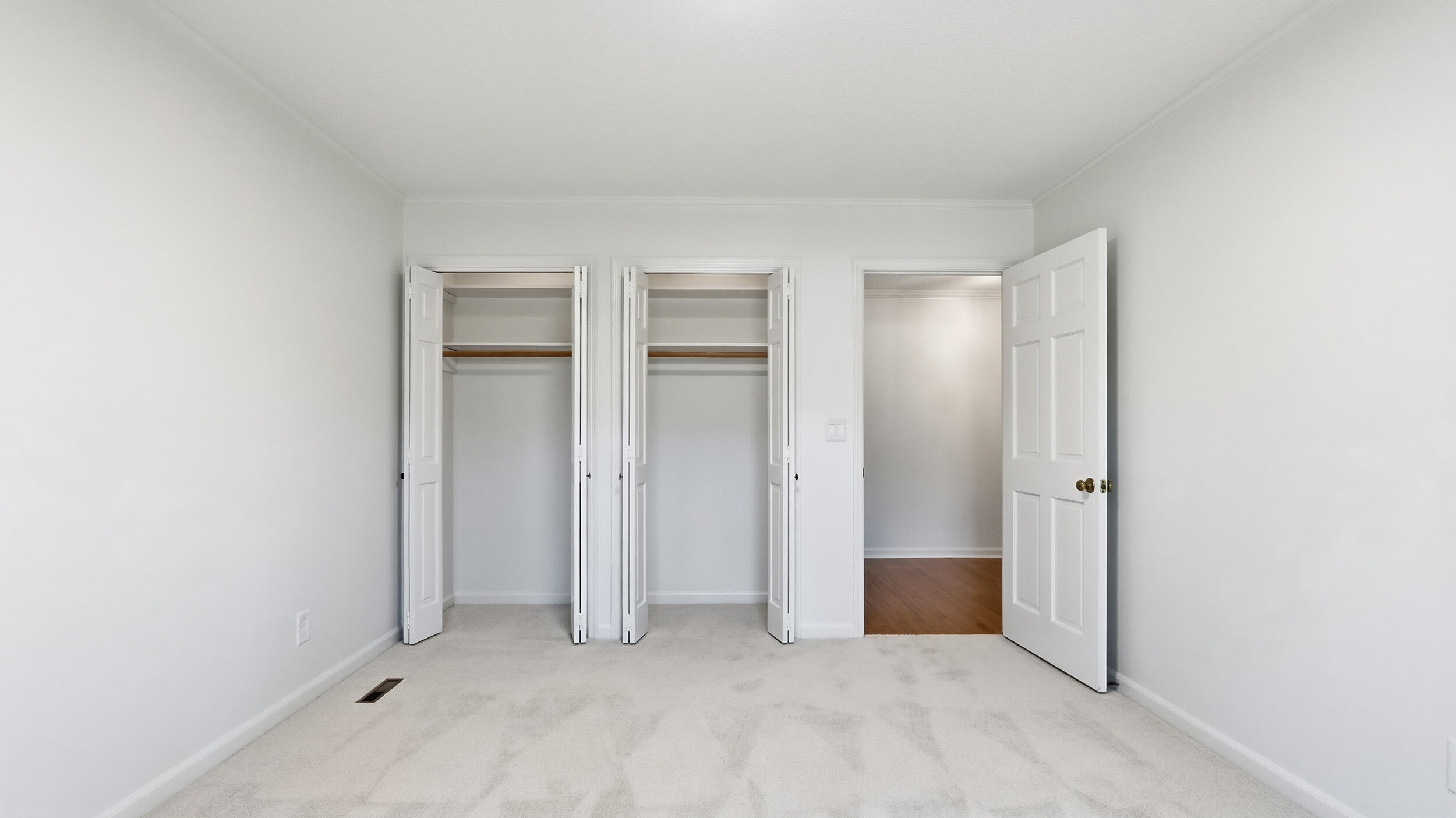 755 Golf View Drive NW