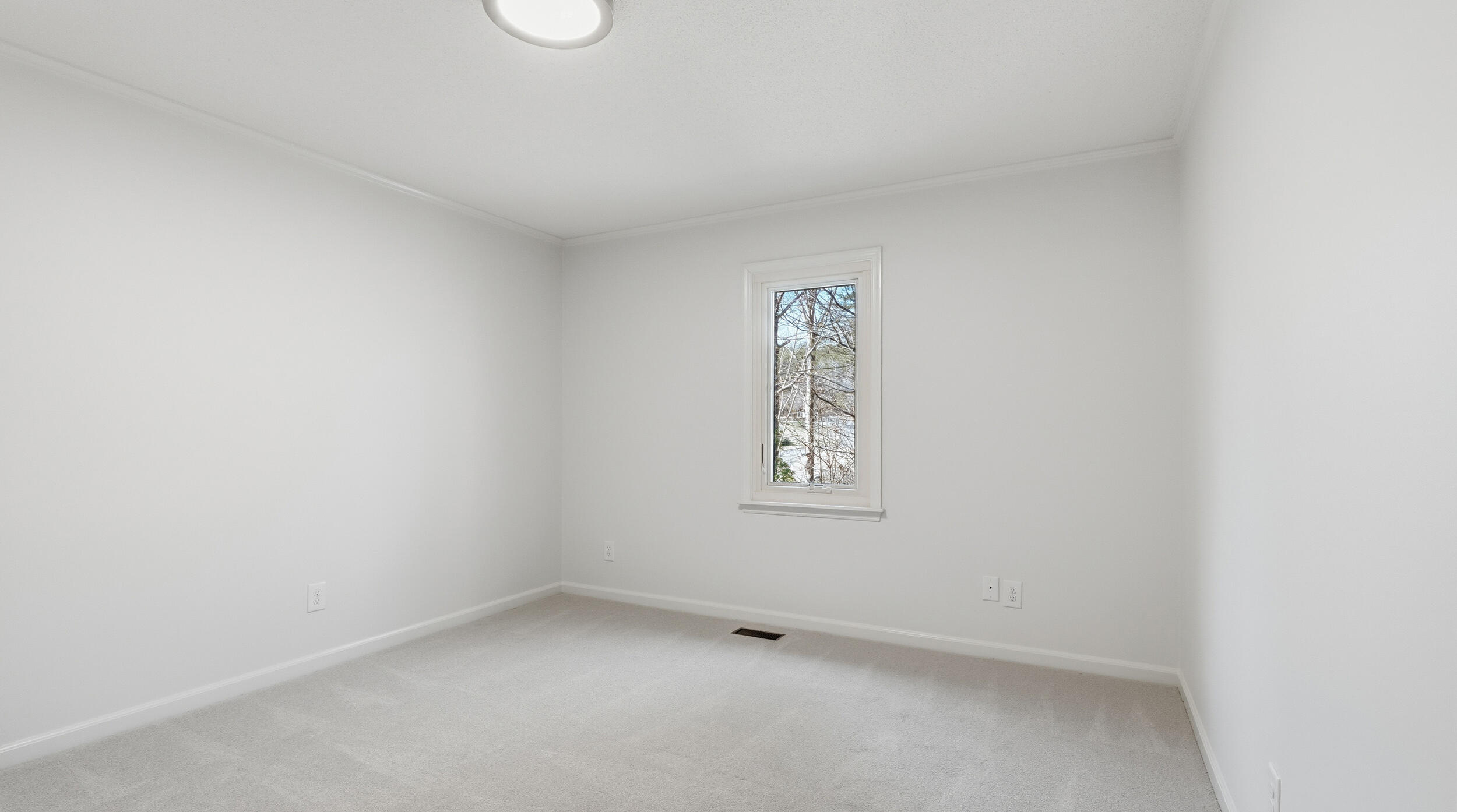 755 Golf View Drive NW