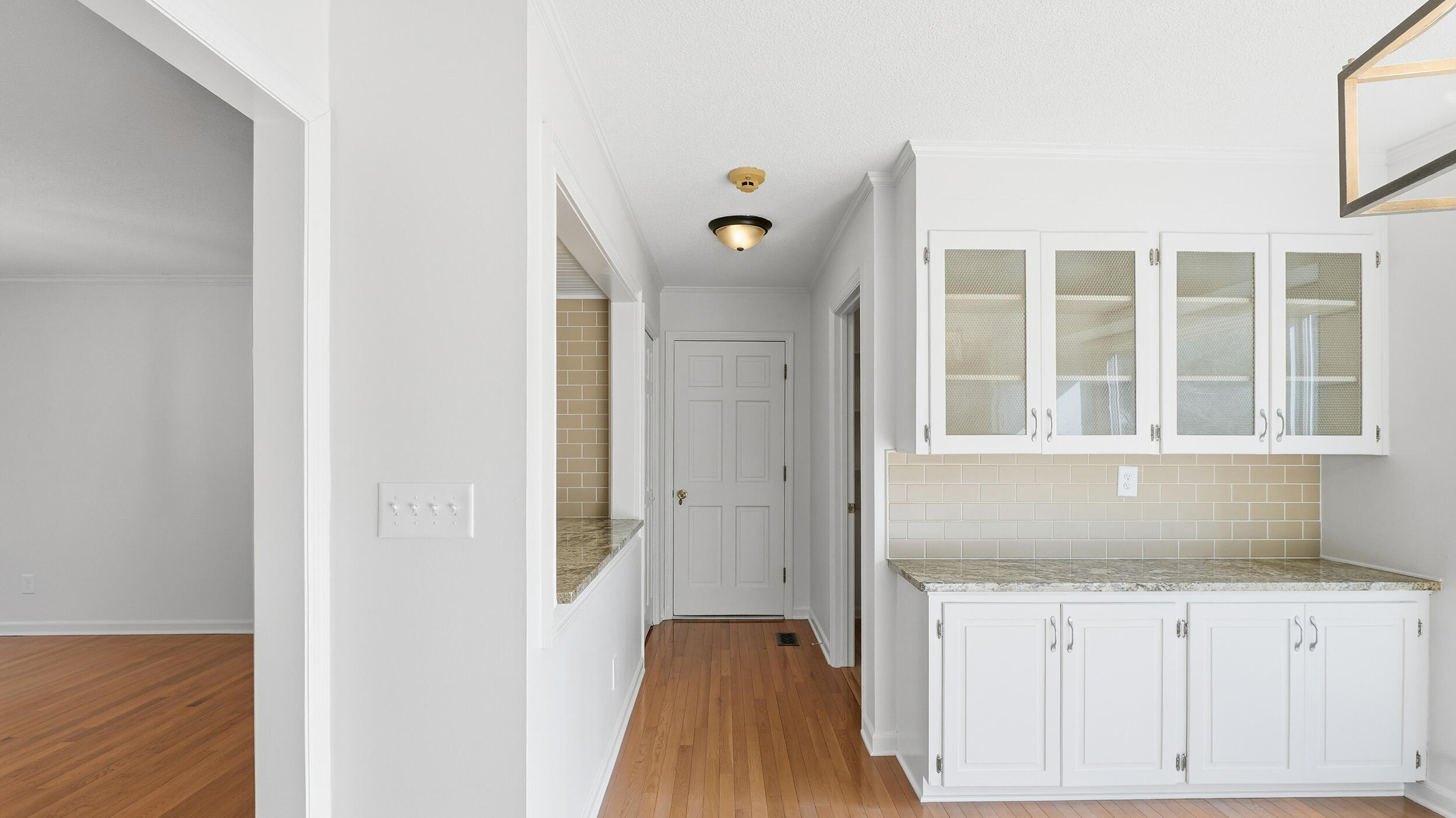 755 Golf View Drive NW