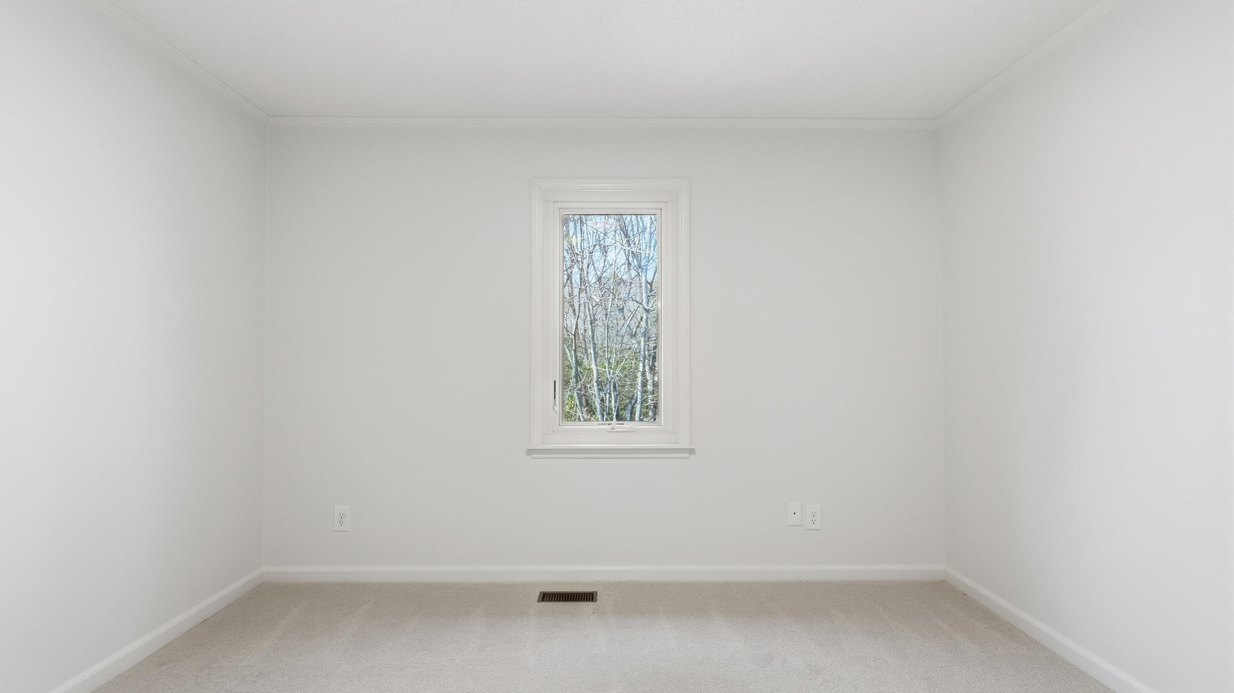 755 Golf View Drive NW