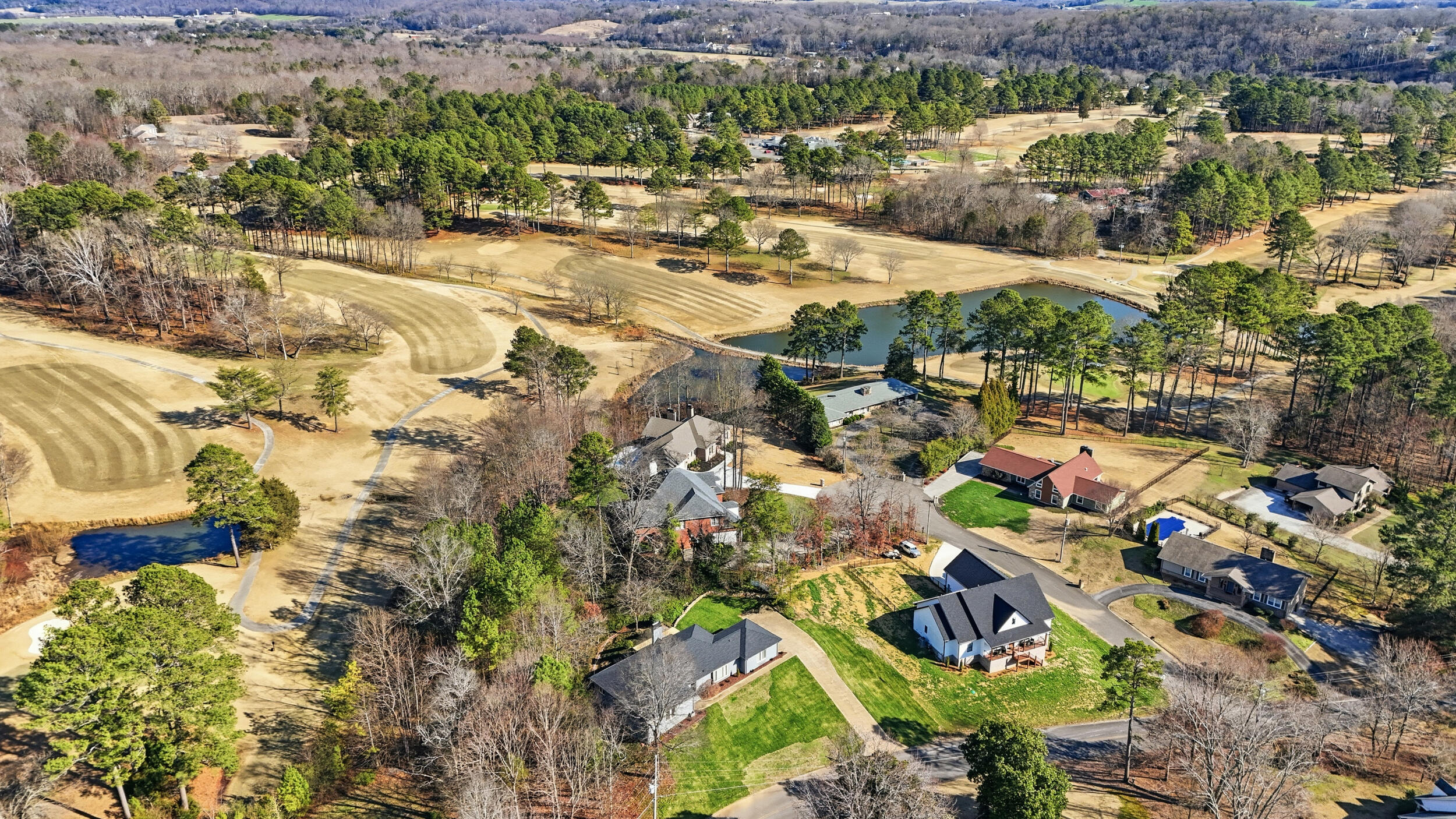 755 Golf View Drive NW