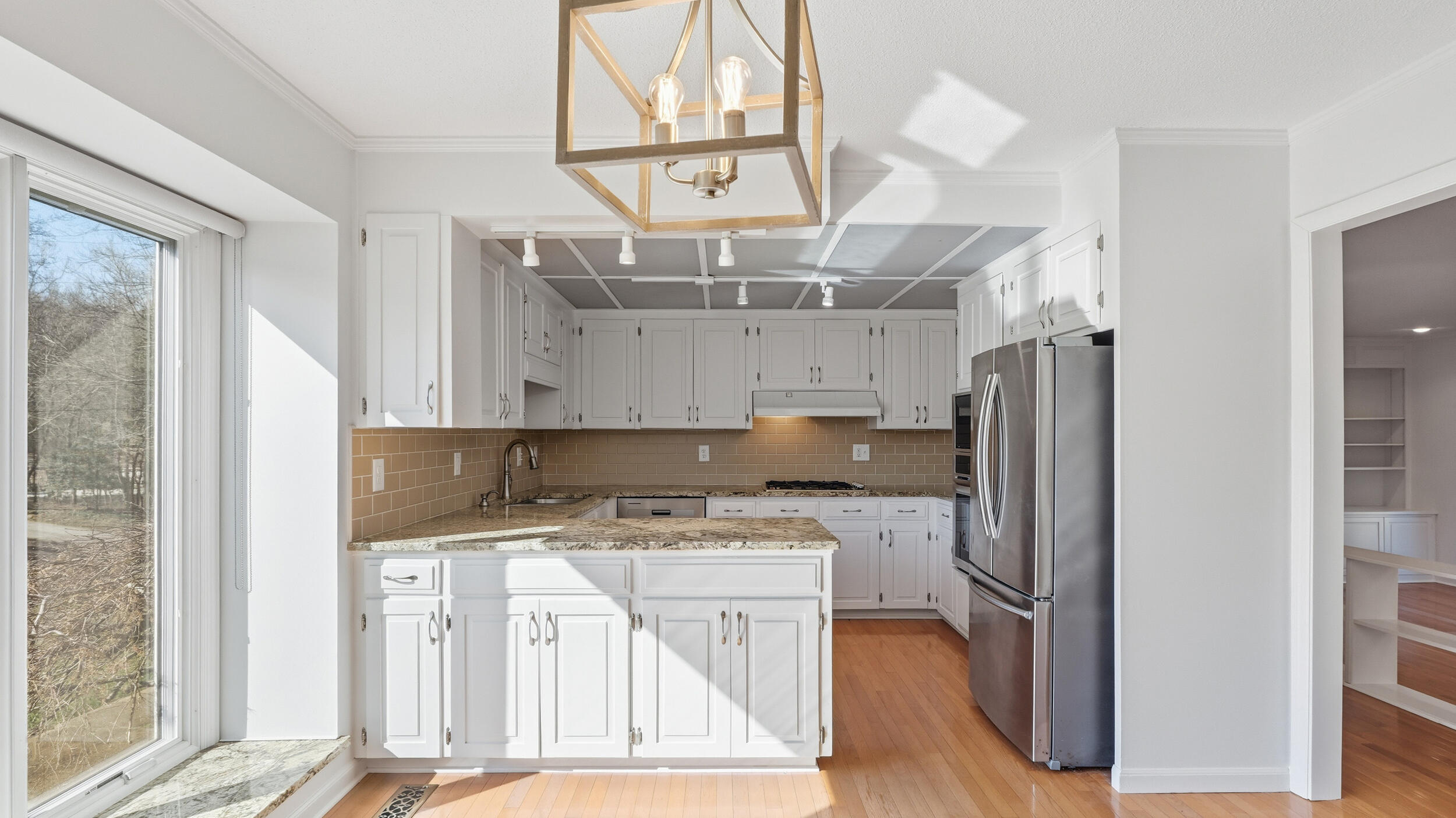 755 Golf View Drive NW