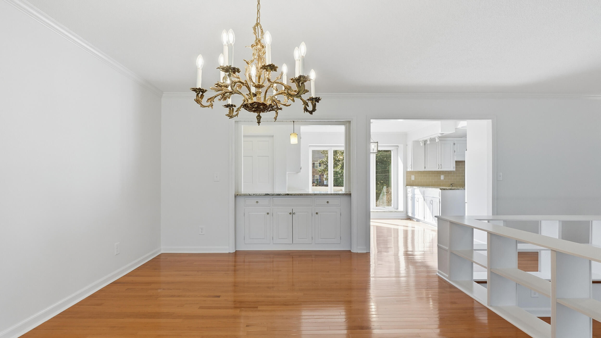 755 Golf View Drive NW