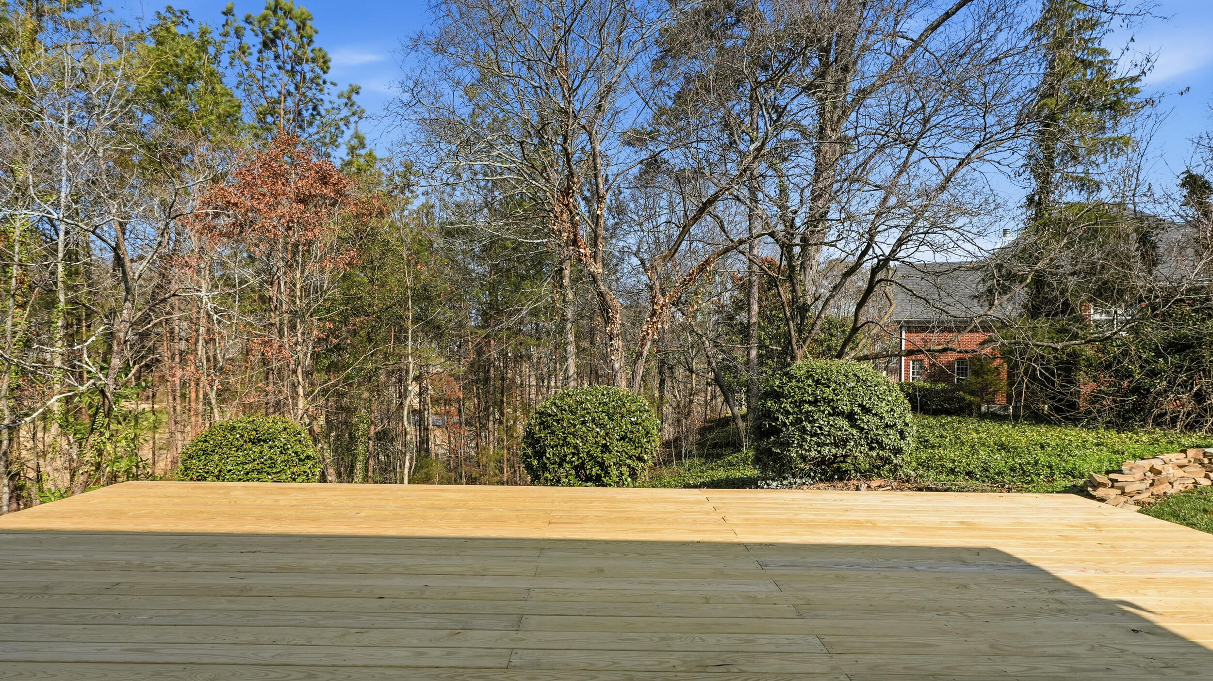 755 Golf View Drive NW