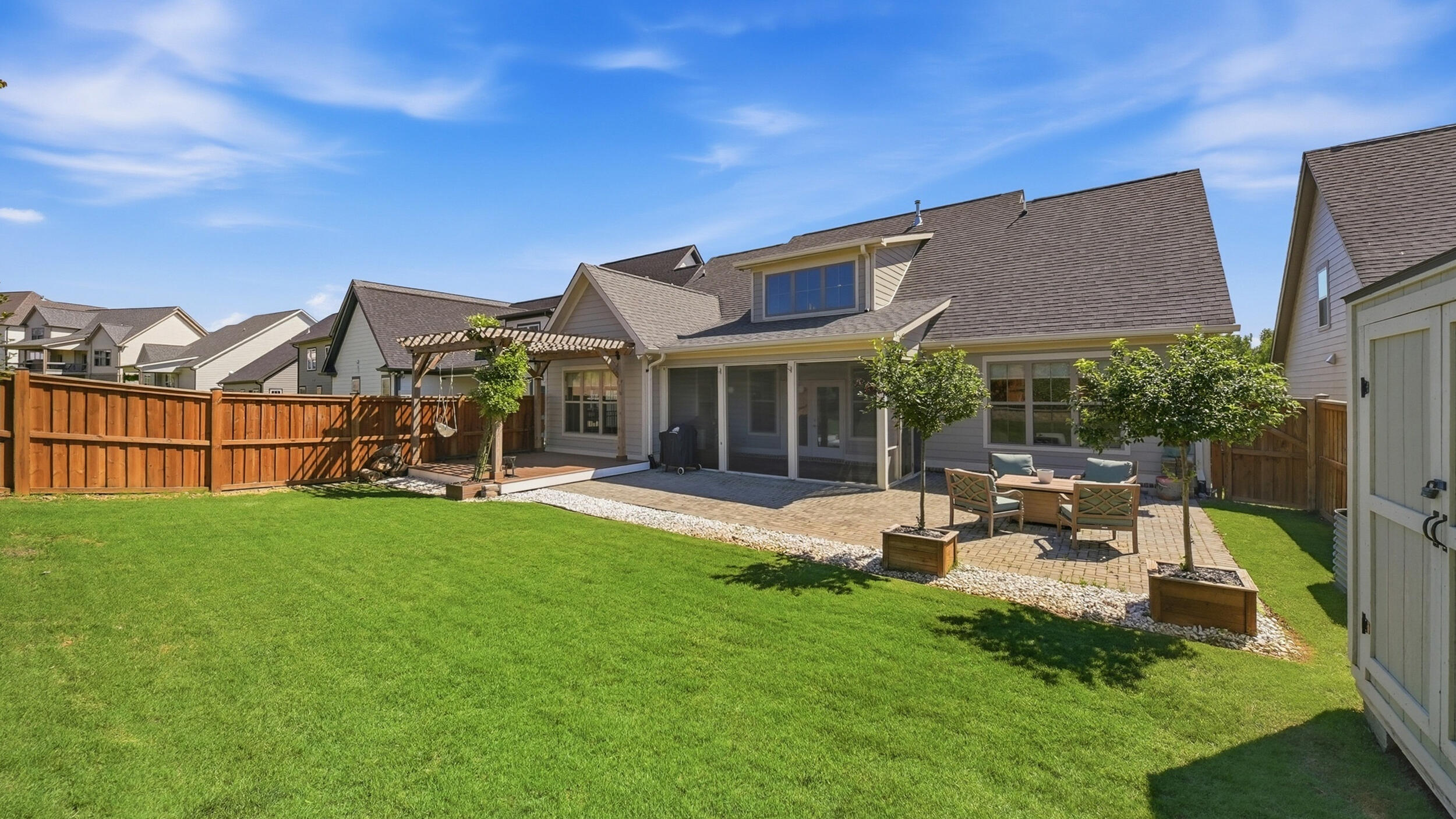 10607 Flicker Way