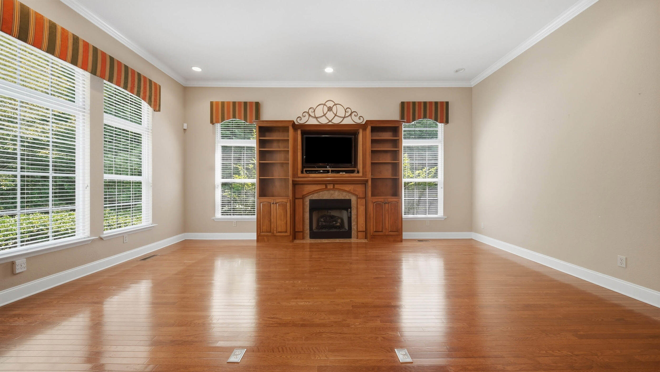12200 Tobacco Road