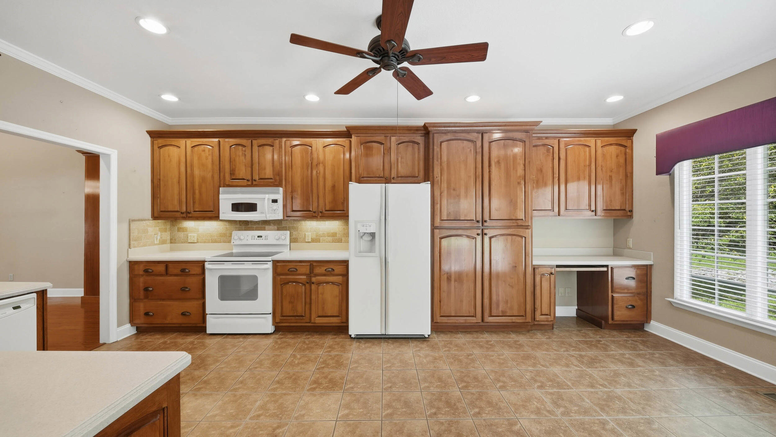 12200 Tobacco Road
