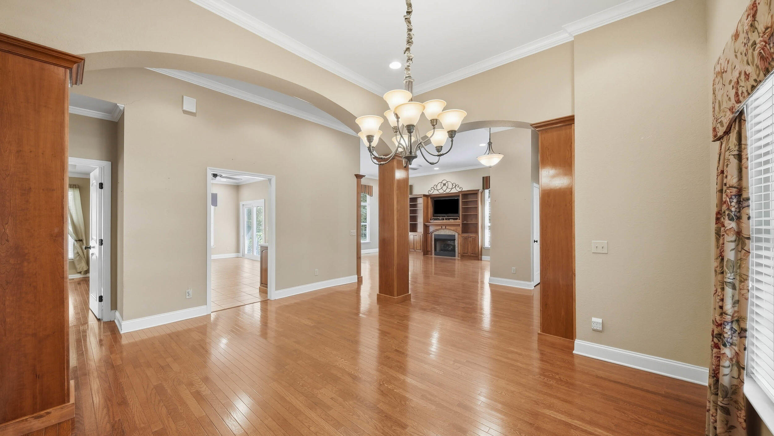 12200 Tobacco Road