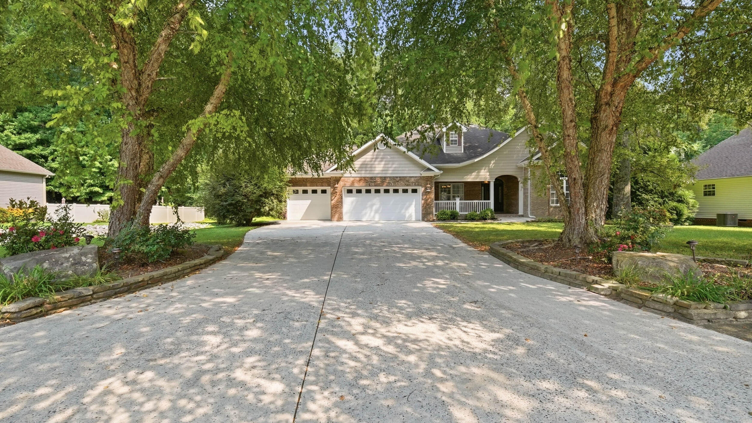 12200 Tobacco Road