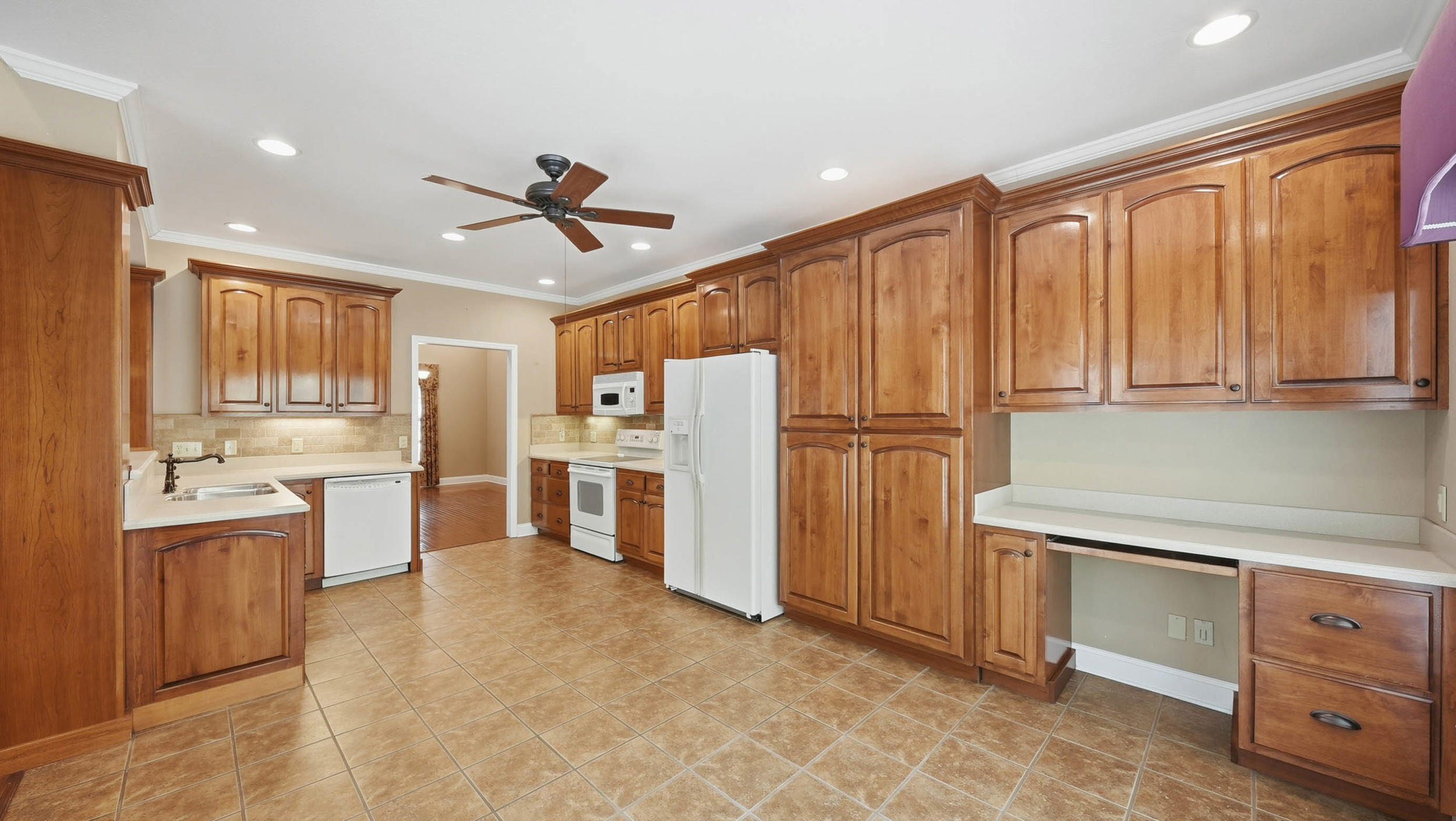 12200 Tobacco Road