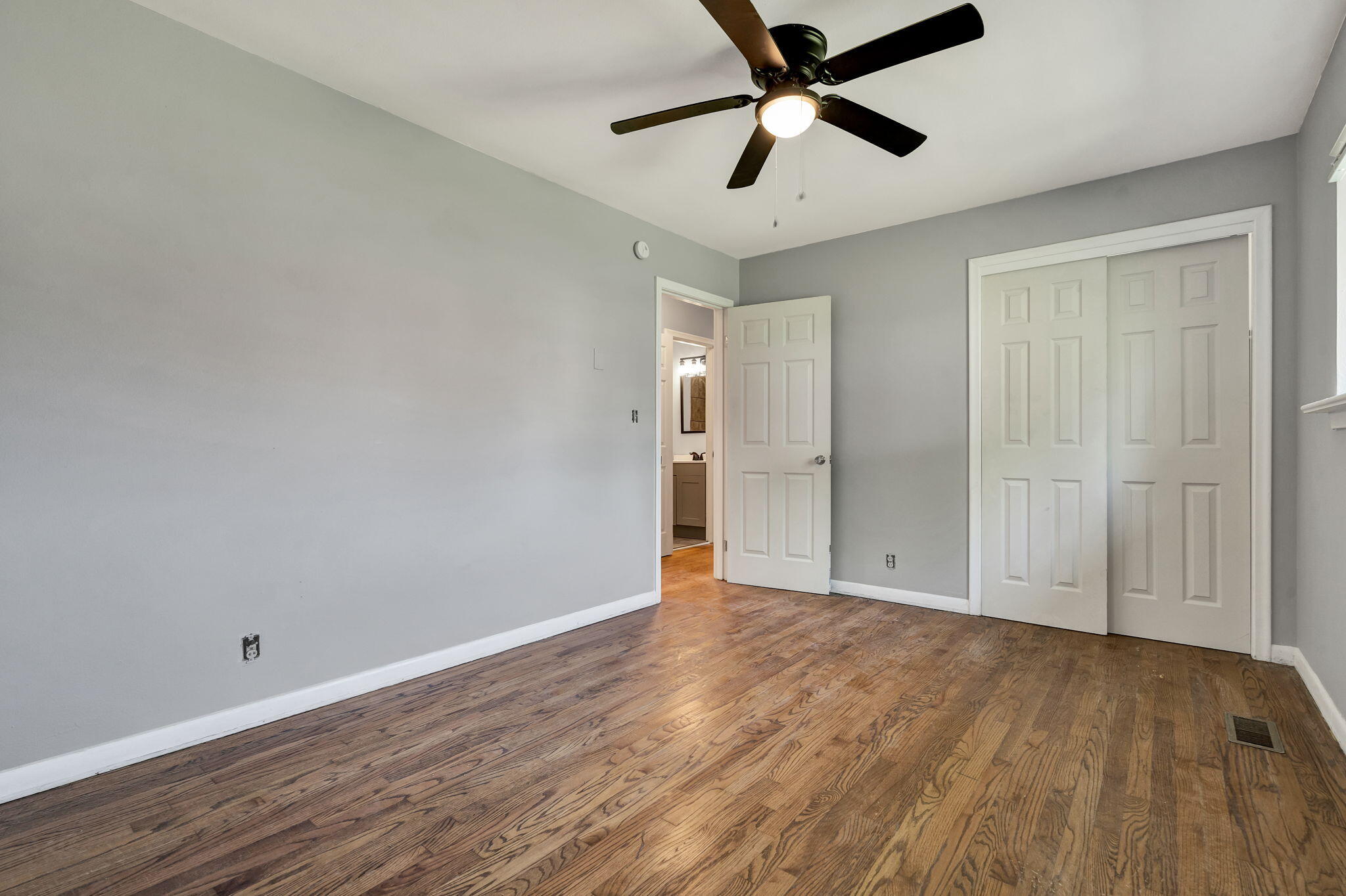 3615 Ridgeside Road