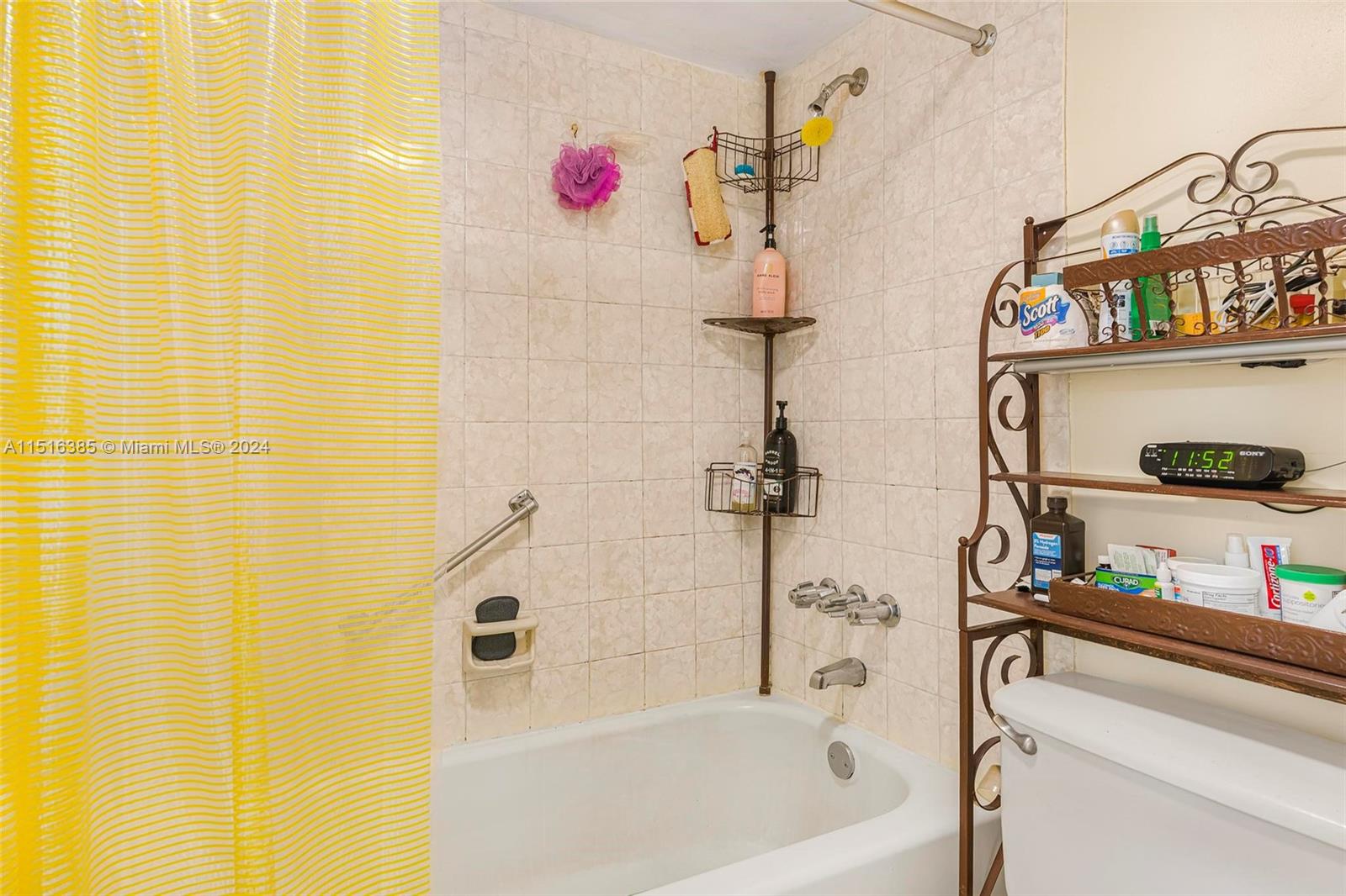 1001 Colony Point Cir Unit: 114