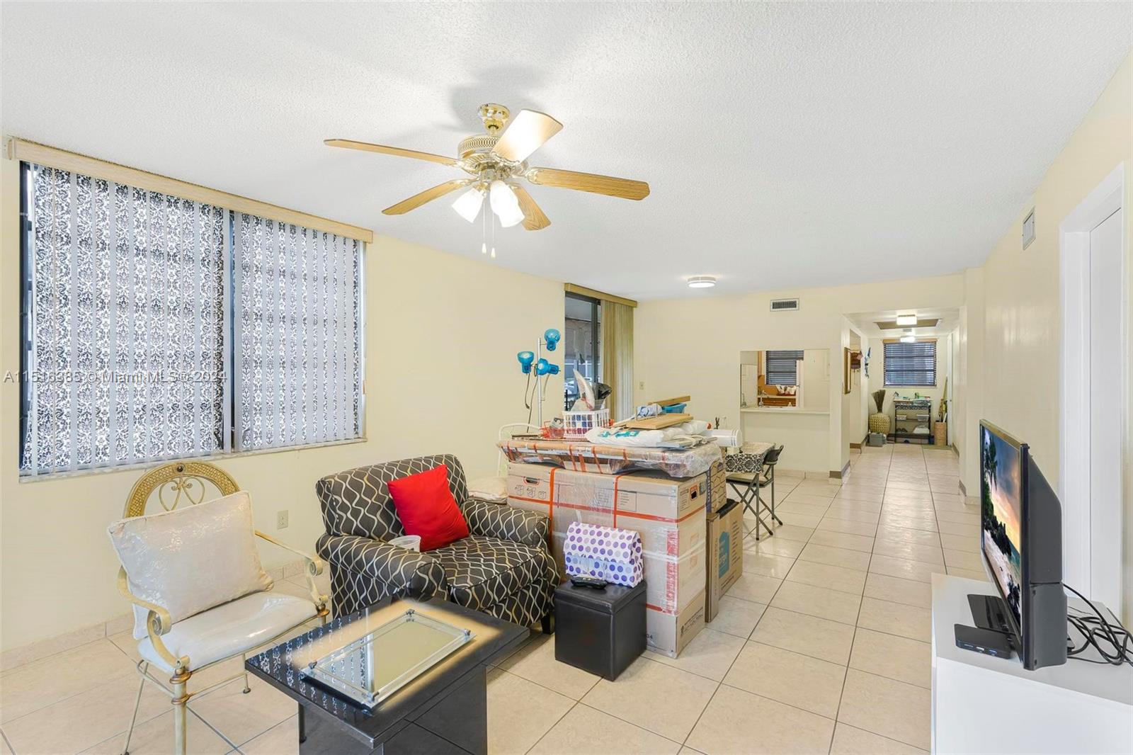 1001 Colony Point Cir Unit: 114