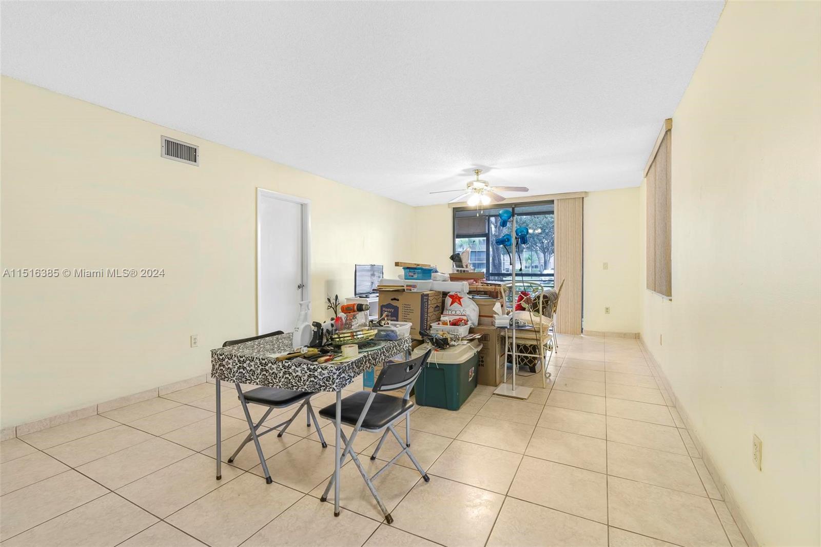 1001 Colony Point Cir Unit: 114