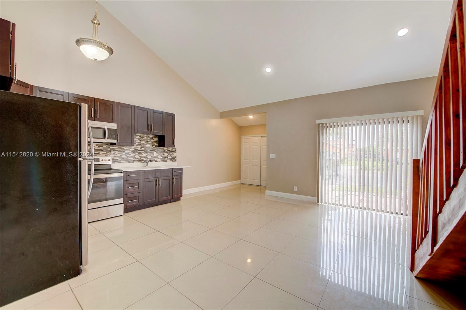 2413 NW 55th Ter # 2413