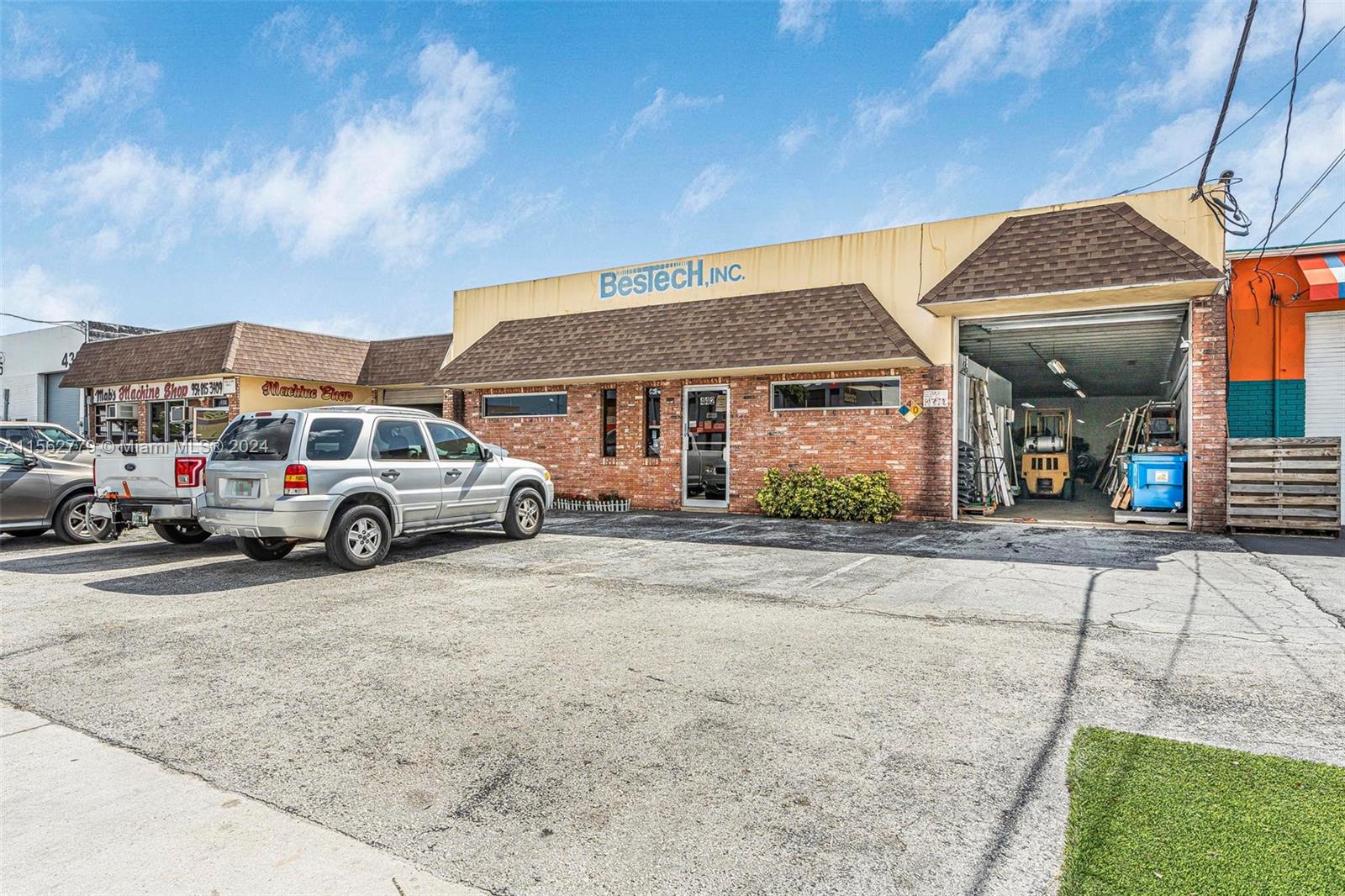 442 S Dixie Hwy E