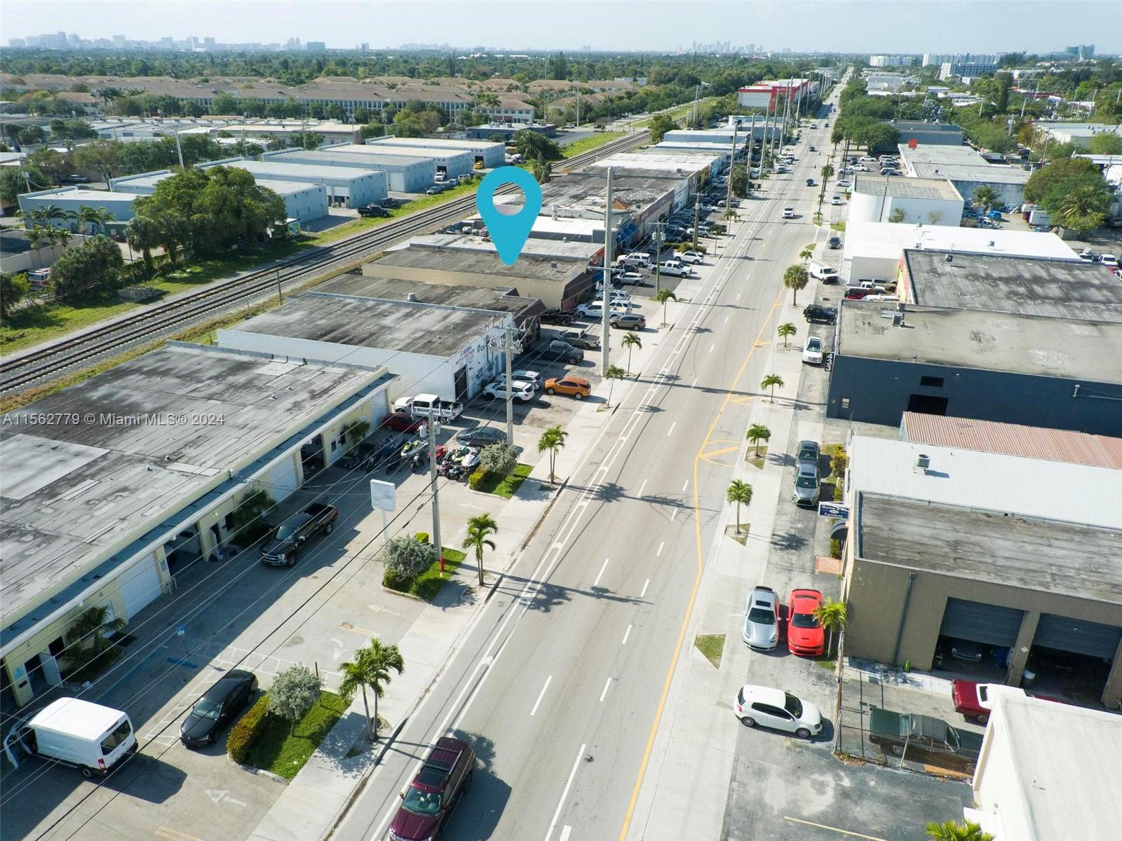 442 S Dixie Hwy E