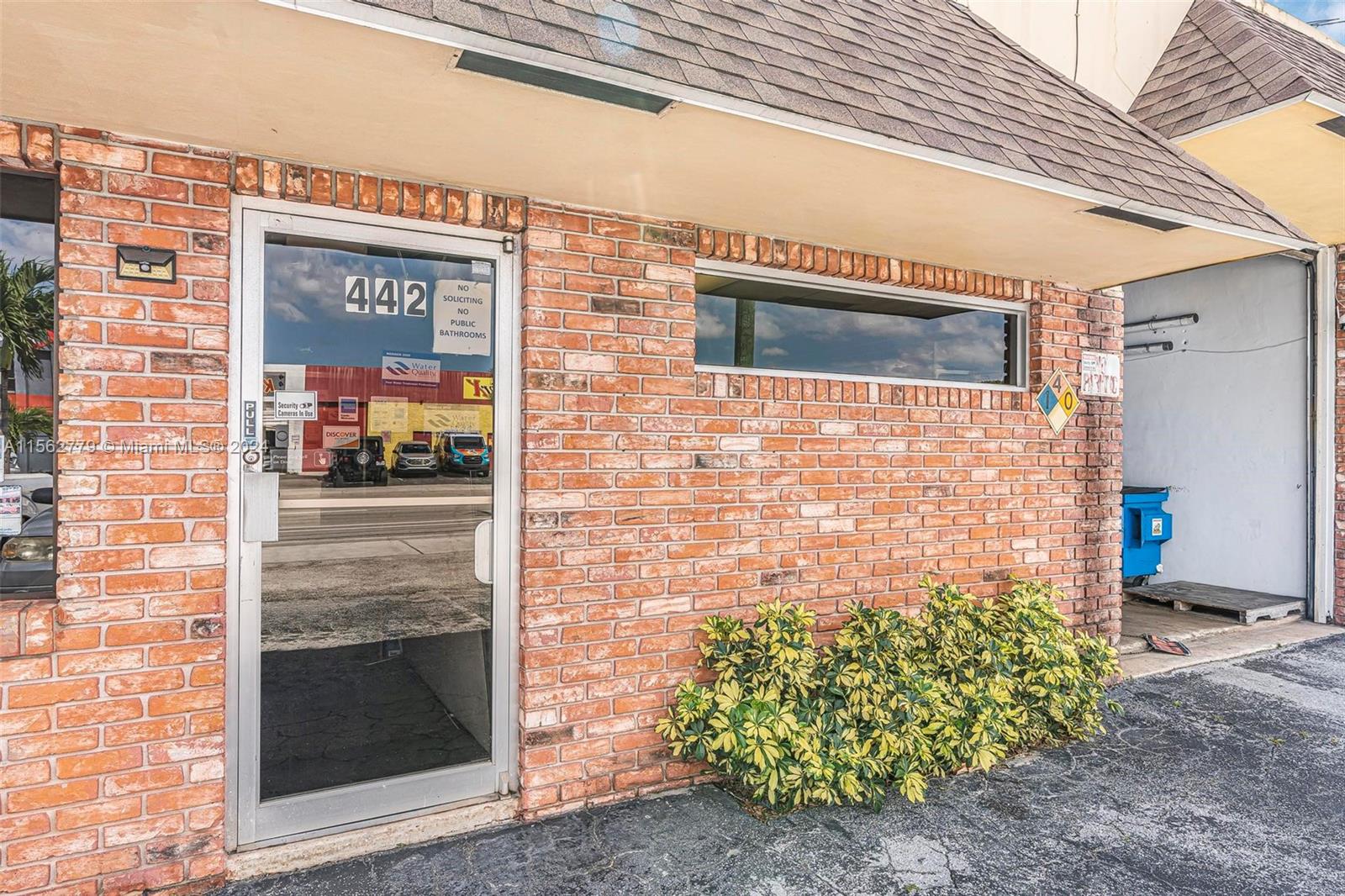 442 S Dixie Hwy E
