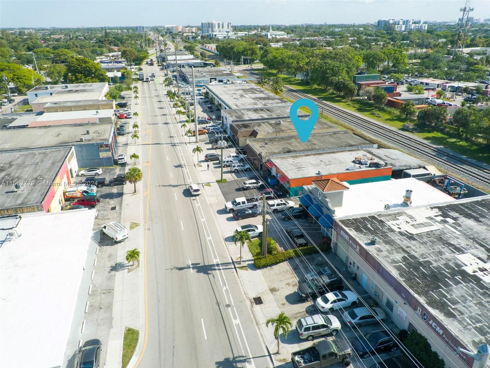 442 S Dixie Hwy E