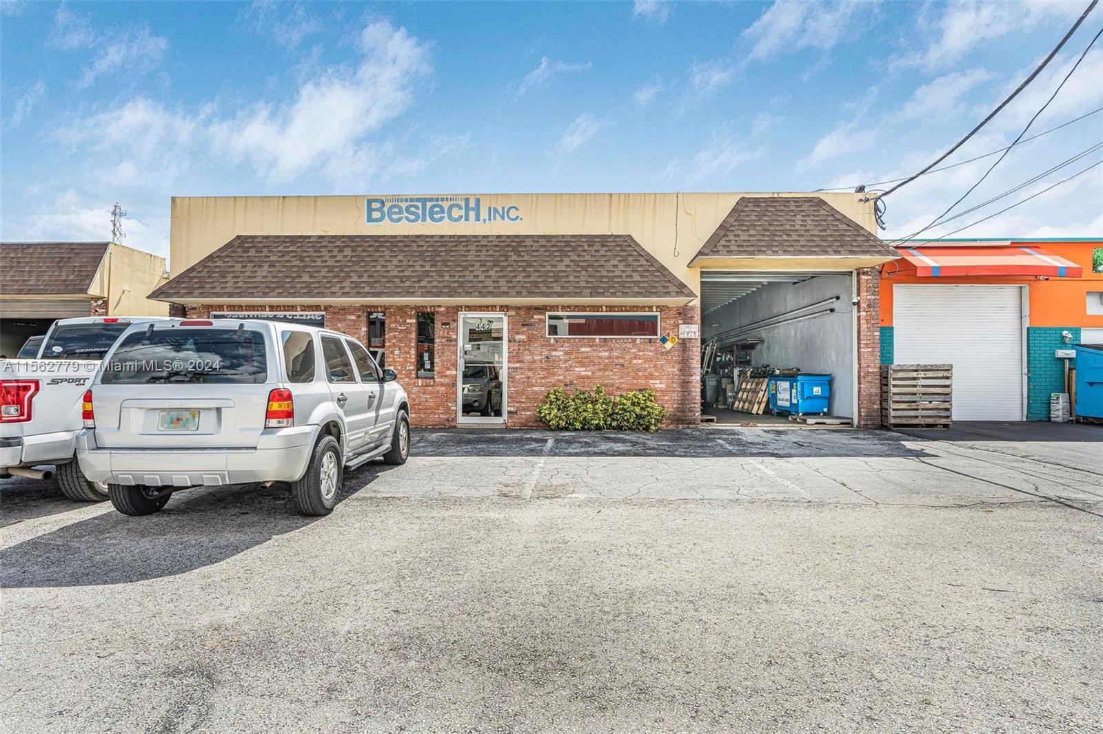 442 S Dixie Hwy E