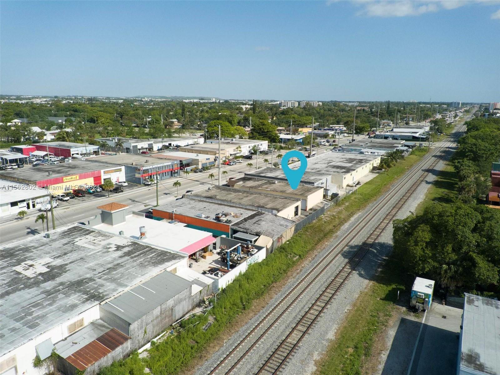 438 S Dixie Hwy E