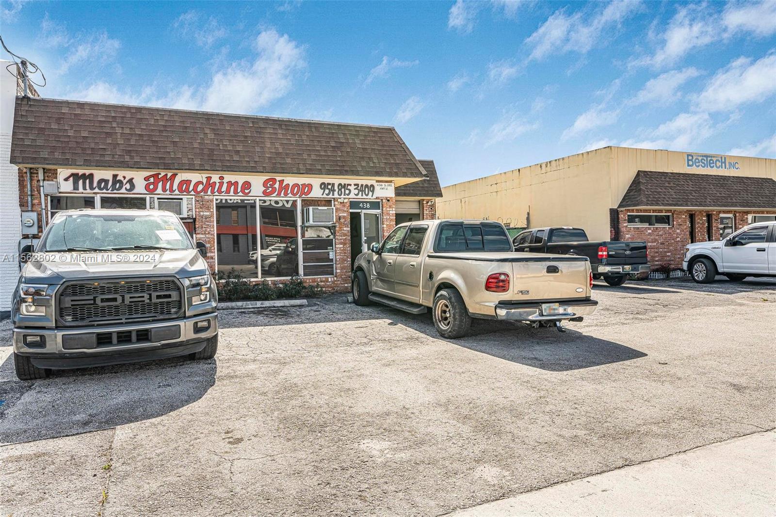 438 S Dixie Hwy E