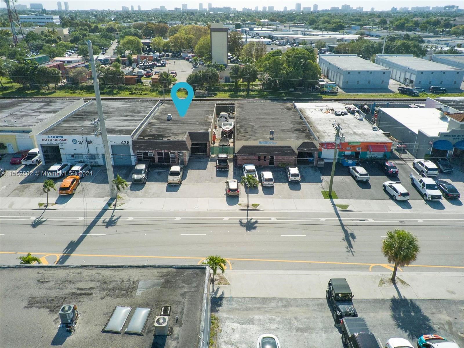 438 S Dixie Hwy E