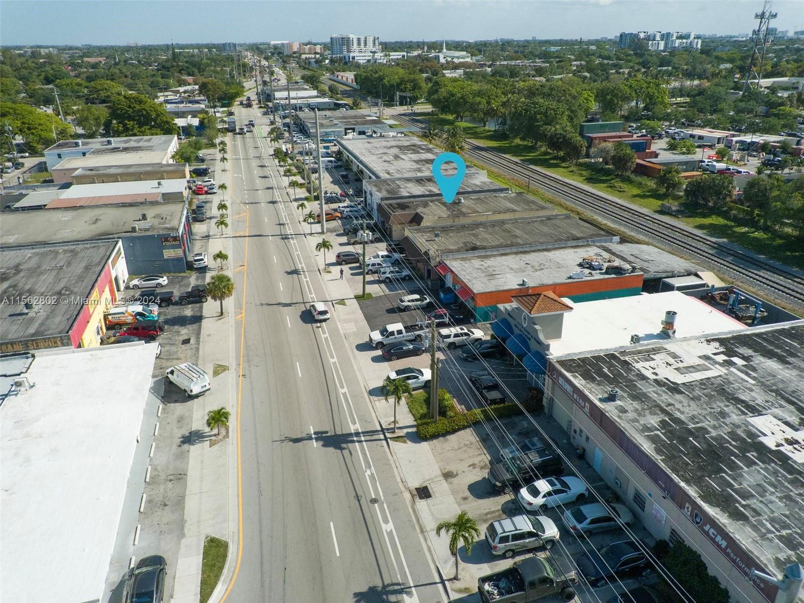 438 S Dixie Hwy E
