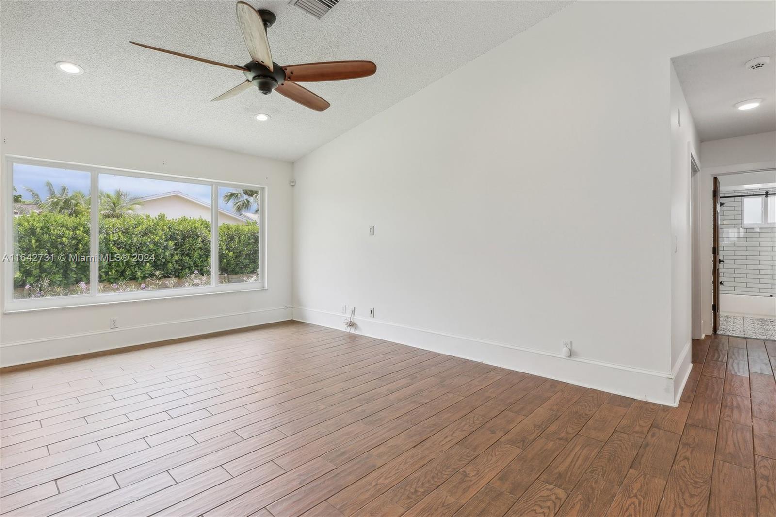 10500 Sunset Strip