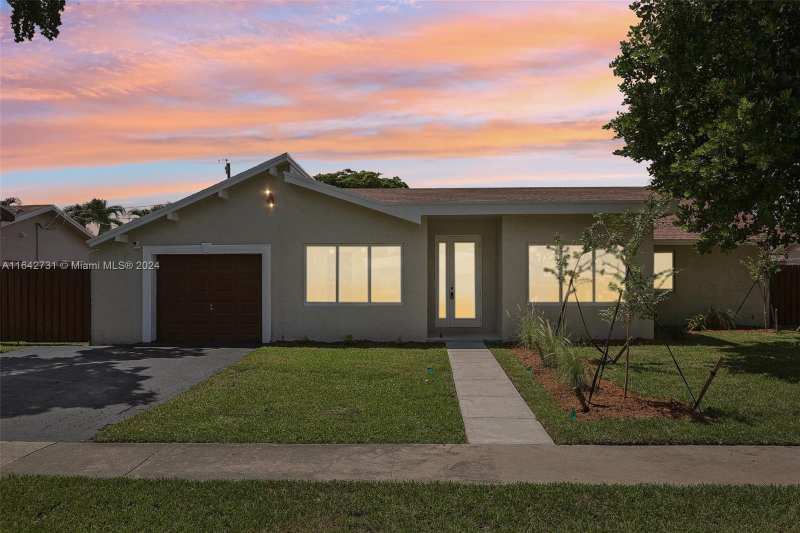10500 Sunset Strip