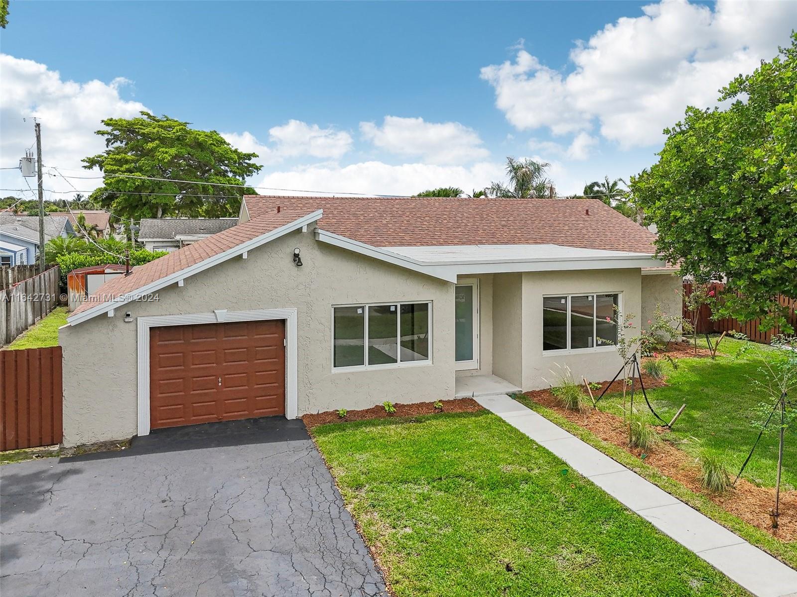 10500 Sunset Strip