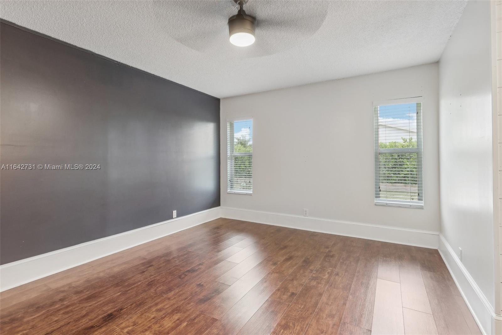 10500 Sunset Strip