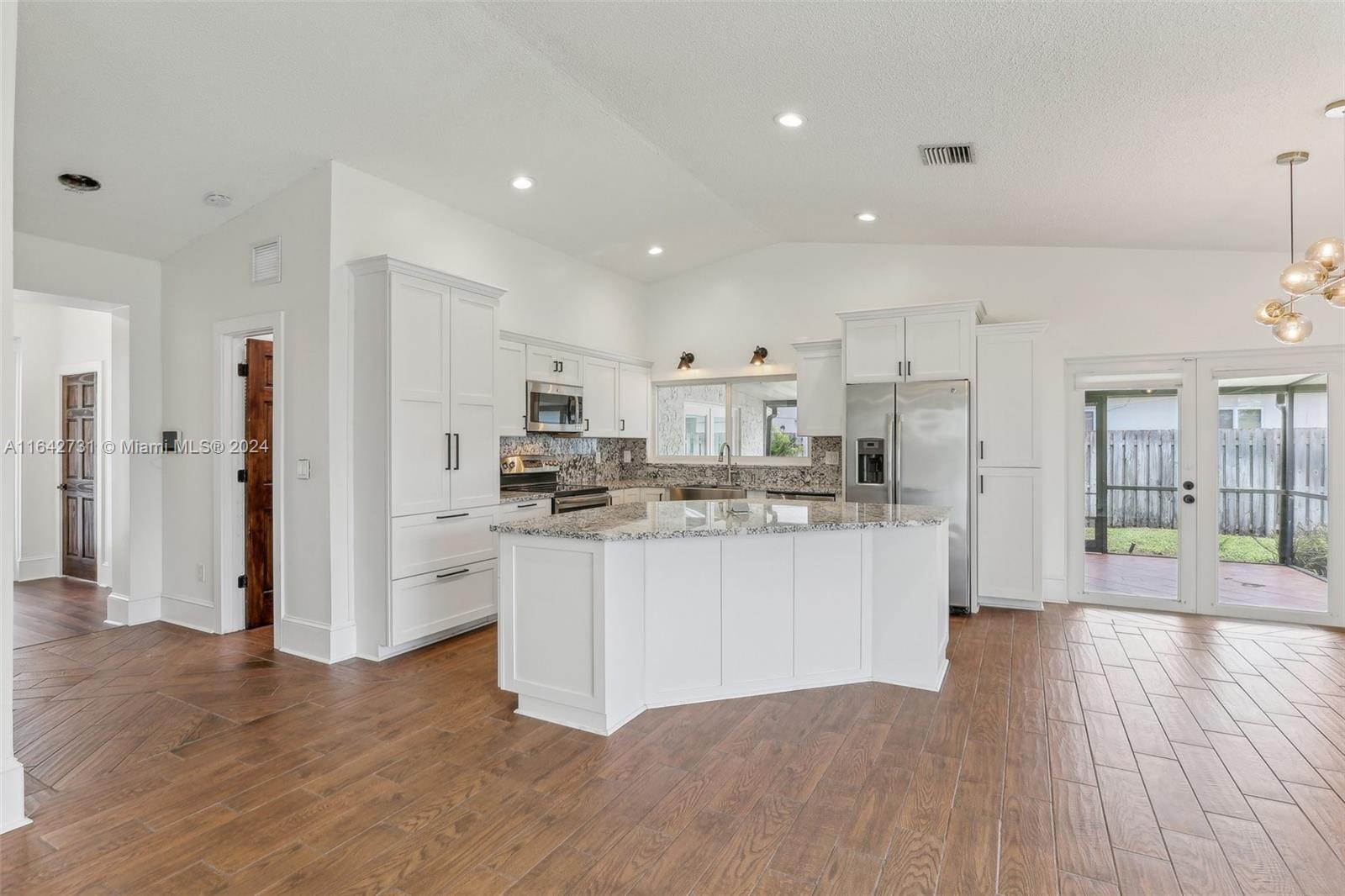 10500 Sunset Strip